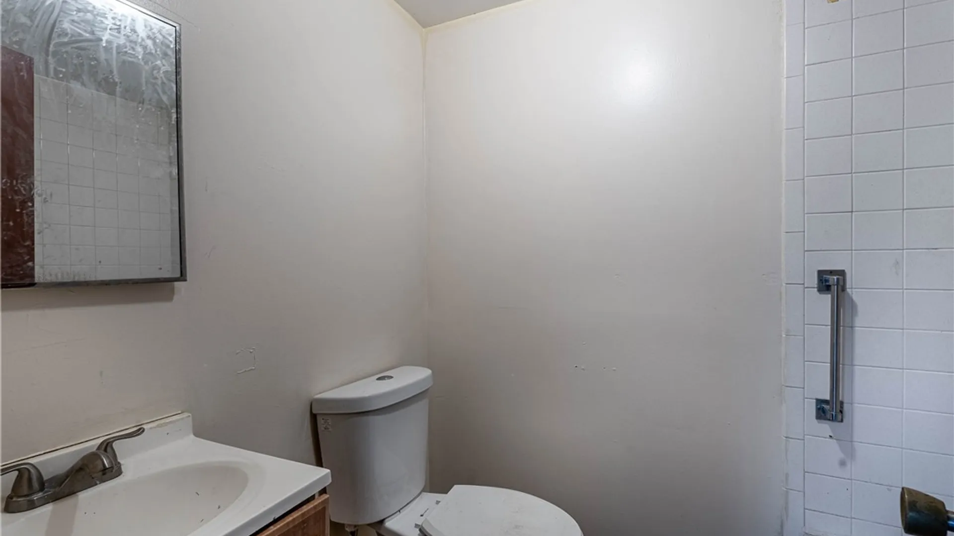 Property at 1952 Whitney Avenue, Niagara Falls, NY 14301 14