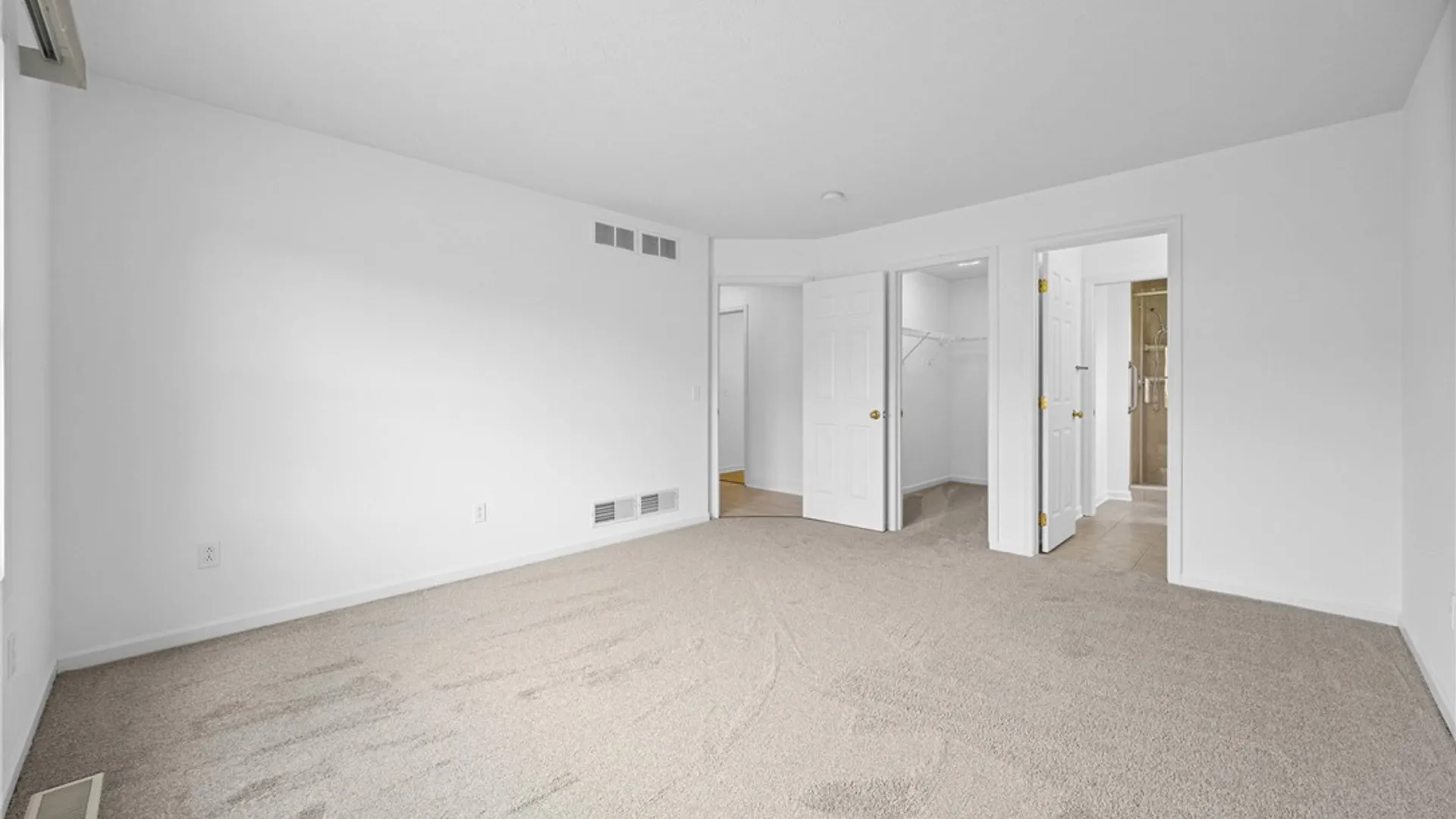 Property at 22 James Moore Circle, Parma, NY 14468 22