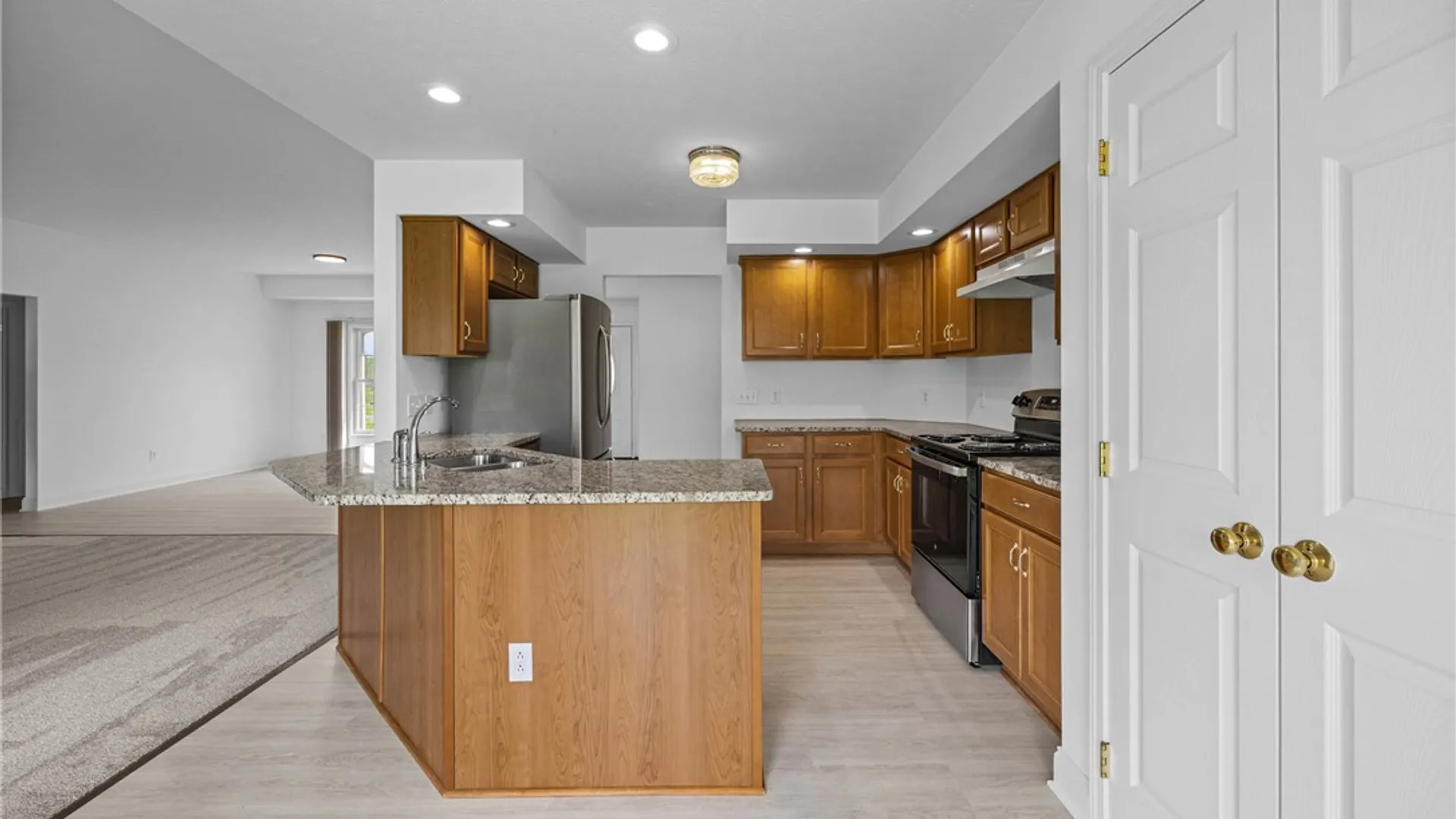 Property at 22 James Moore Circle, Parma, NY 14468 8
