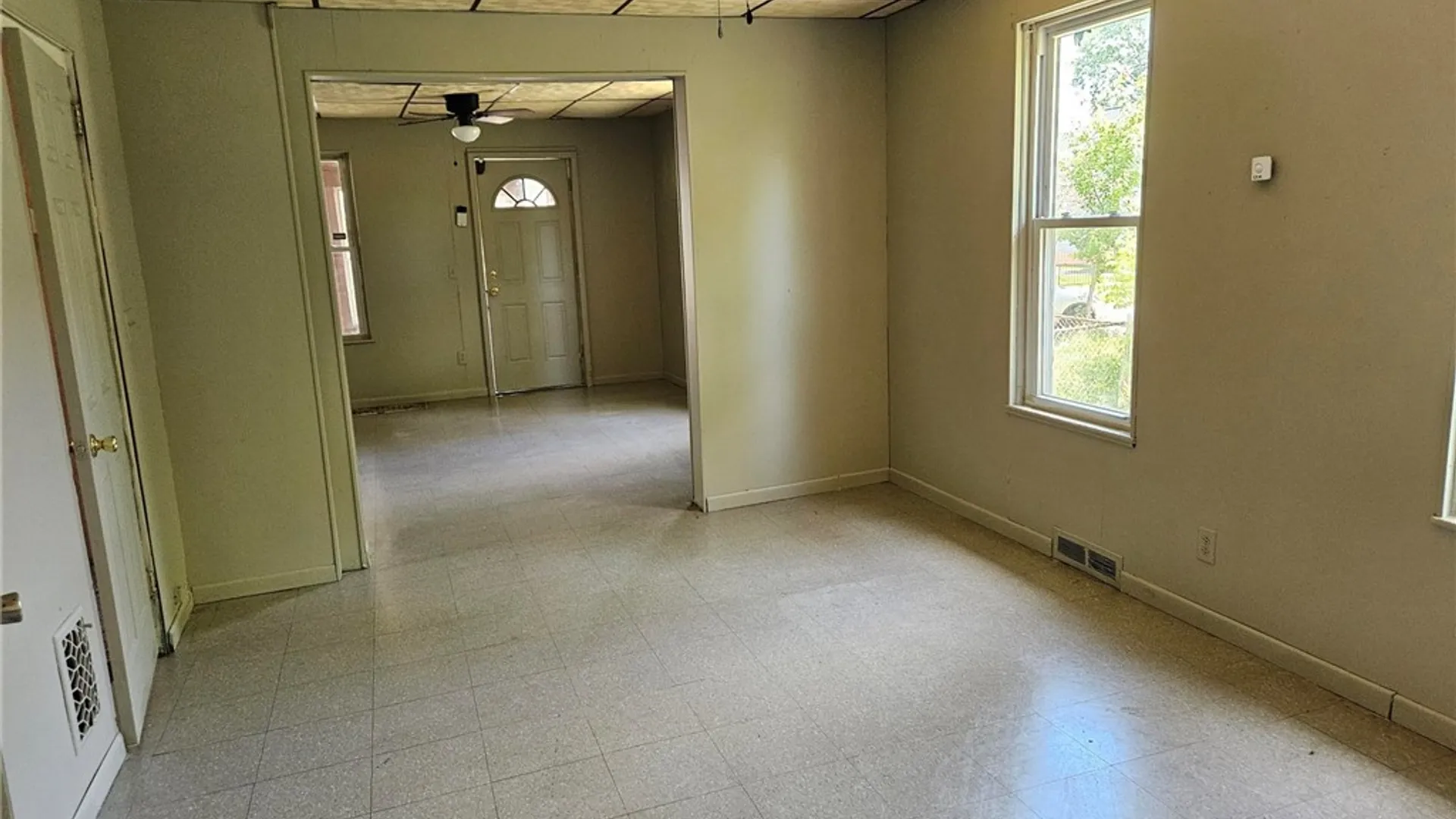 Property at 15 Laser Street, Rochester, NY 14621 3