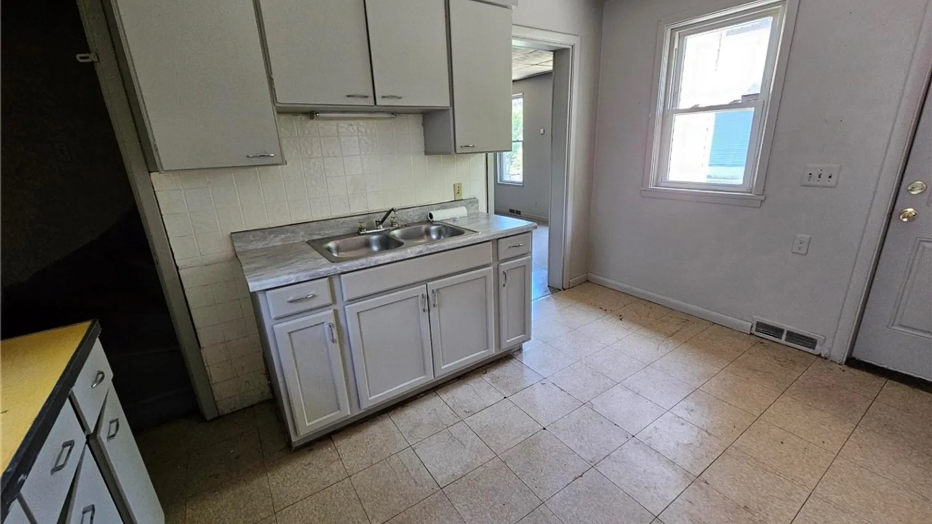 Property at 15 Laser Street, Rochester, NY 14621 6