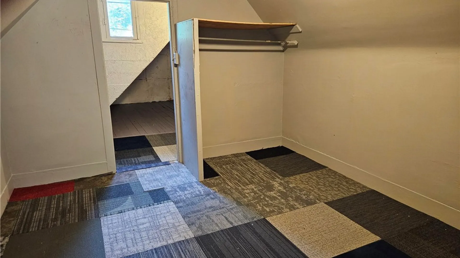 Property at 15 Laser Street, Rochester, NY 14621 8