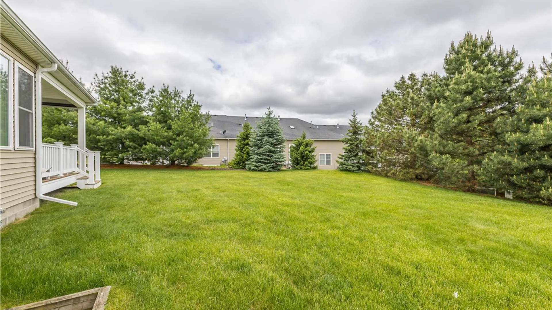 Property at 6934 Silverton Glen, Victor, NY 14564 28