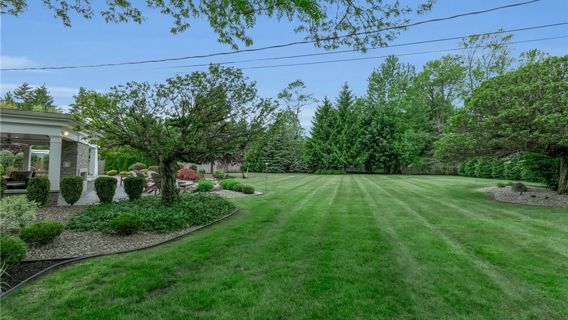 Property at 46 Ascot Circle, Amherst, NY 14051 47
