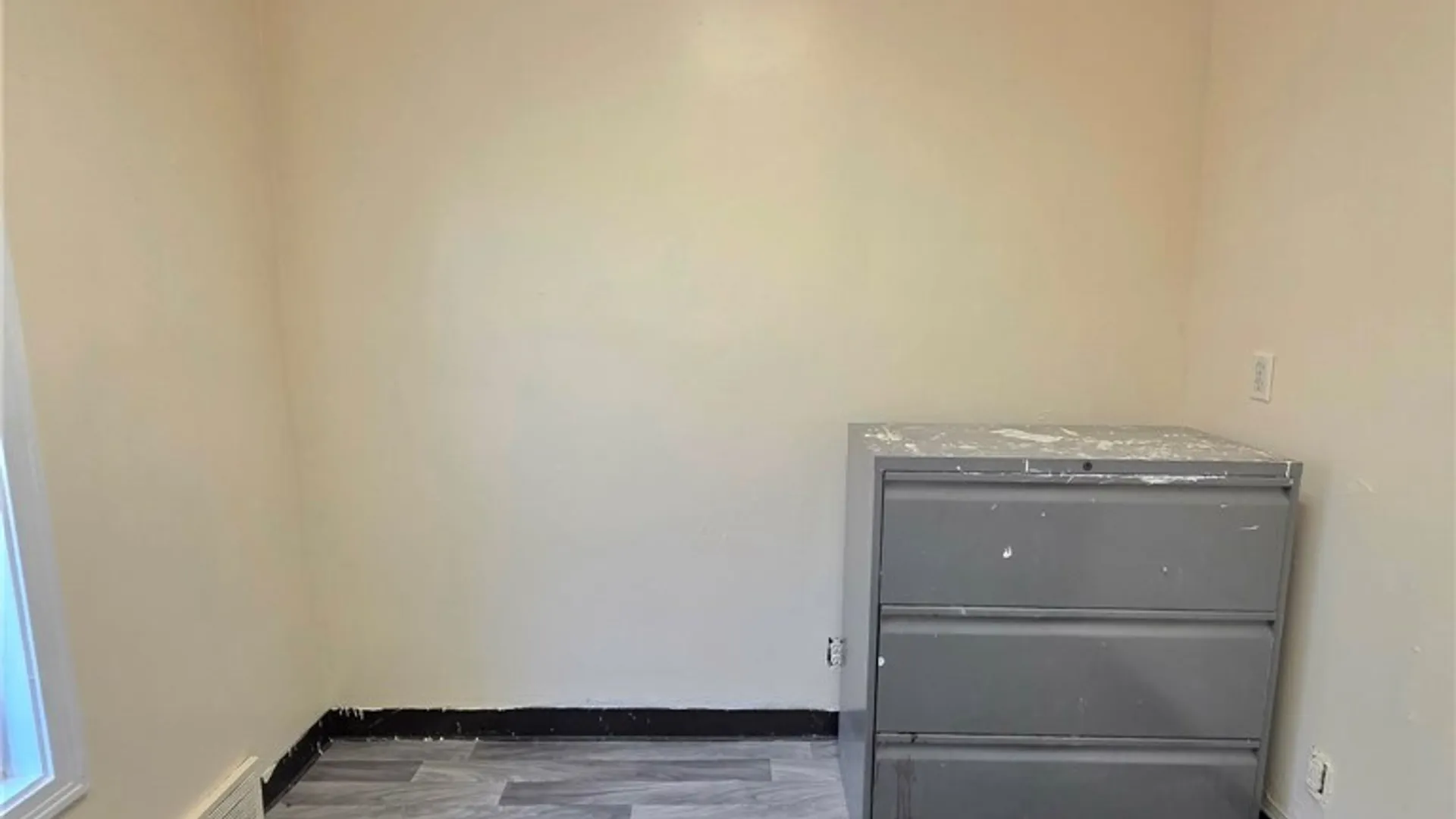 Property at 16 Parker Avenue, Buffalo, NY 14214 14
