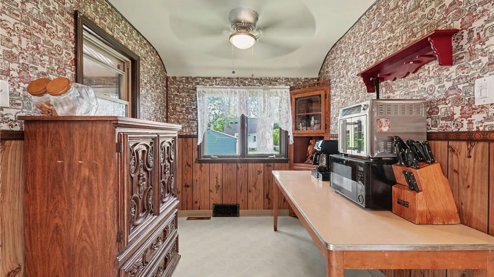 Property at 70 Orchard Avenue, Hamburg, NY 14219 14