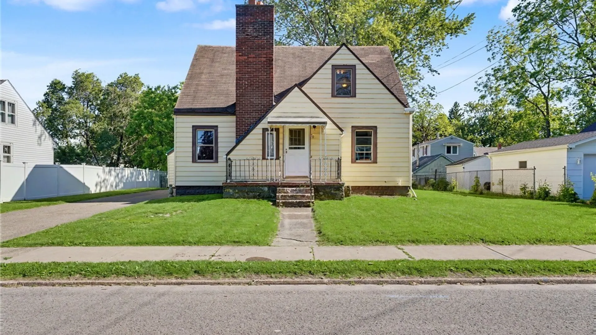 Property at 70 Orchard Avenue, Hamburg, NY 14219 2