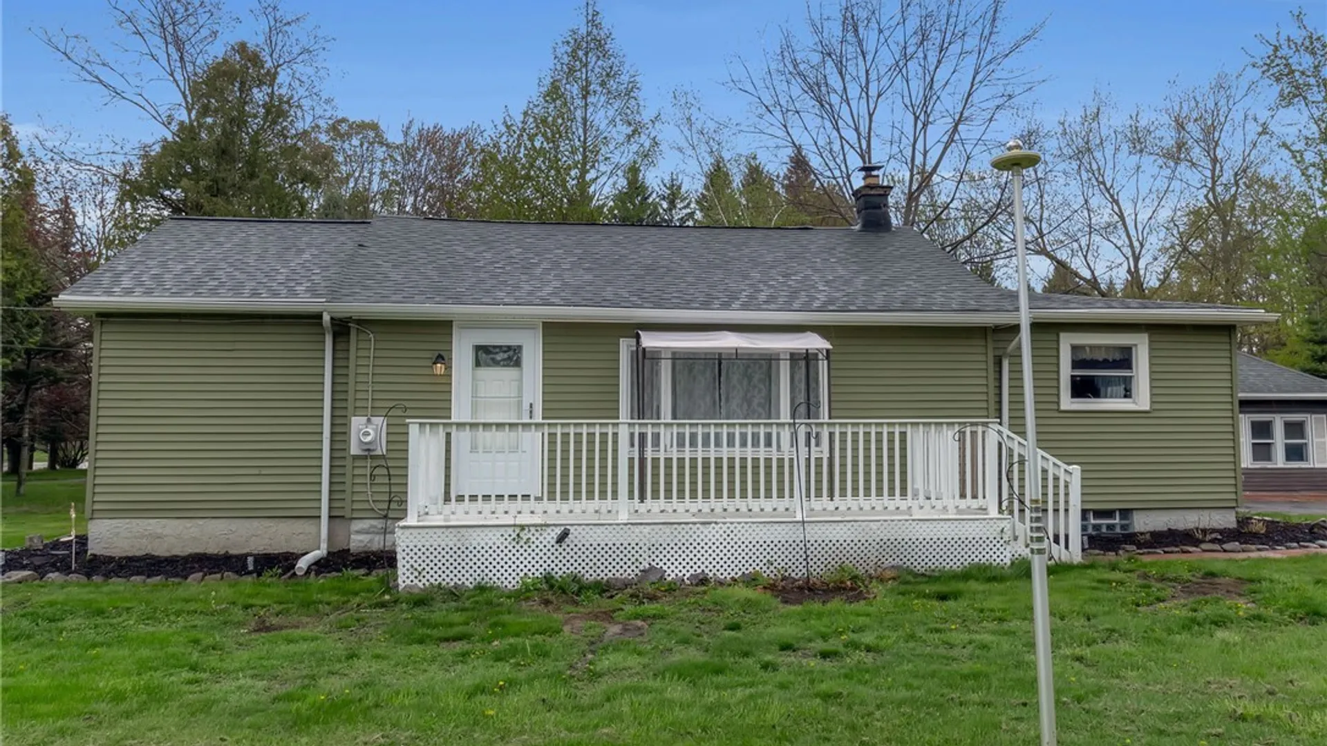 Property at 141 Borden Road, Cheektowaga, NY 14043 2