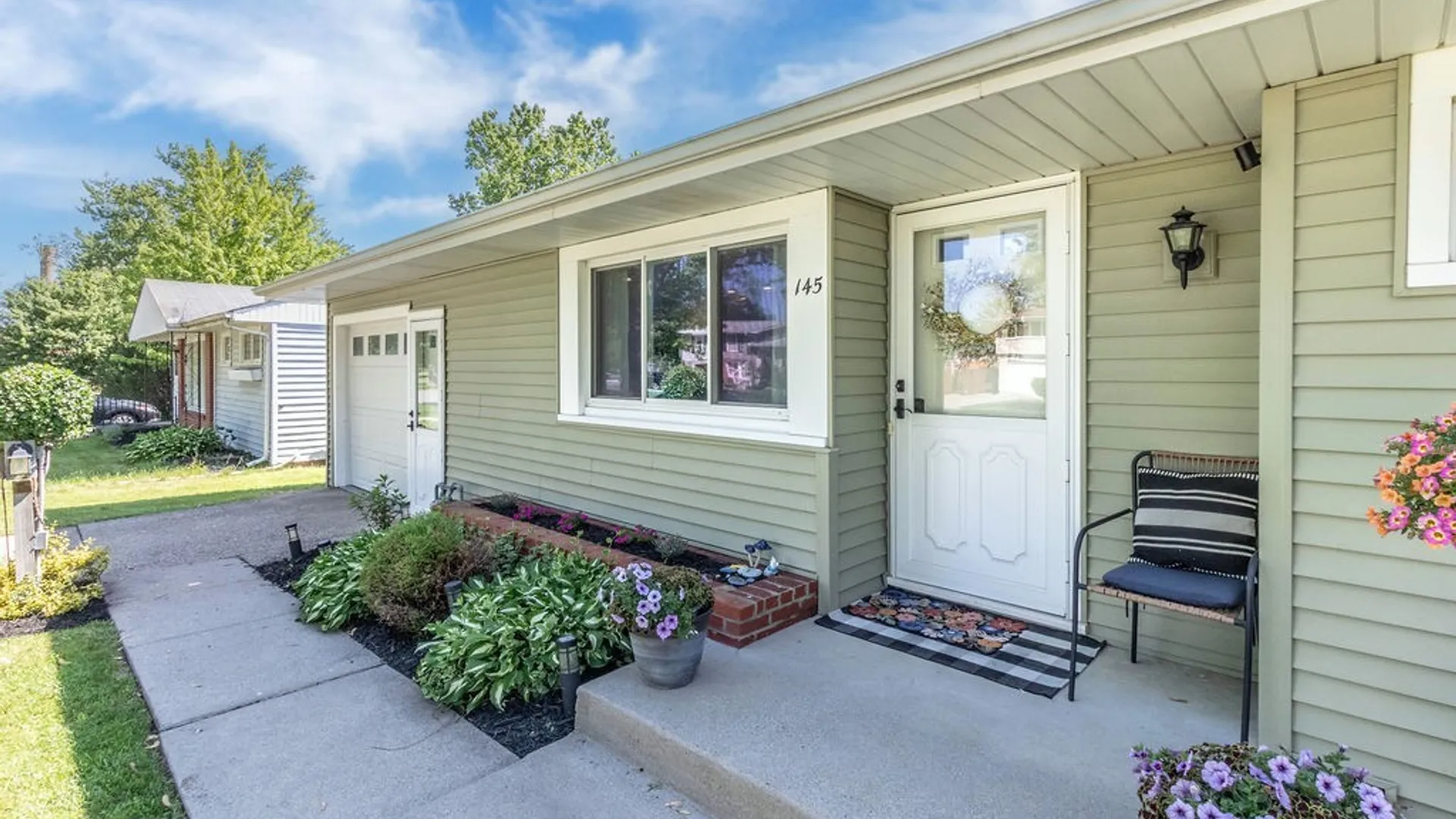 Property at 145 Greenleaf Ave, Tonawanda, NY 14150 6