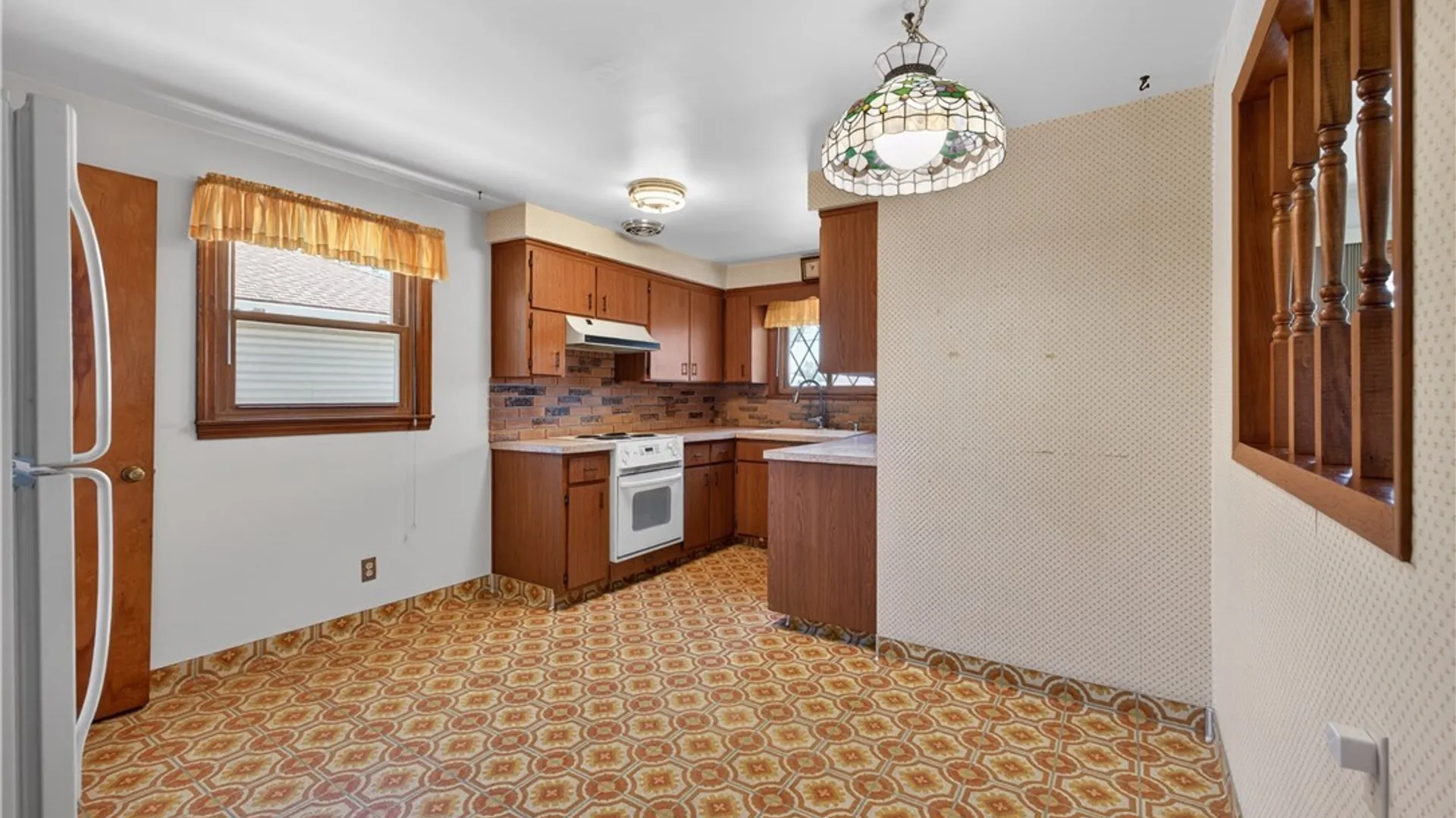 Property at 2918 Seneca Avenue, Niagara Falls, NY 14305 12