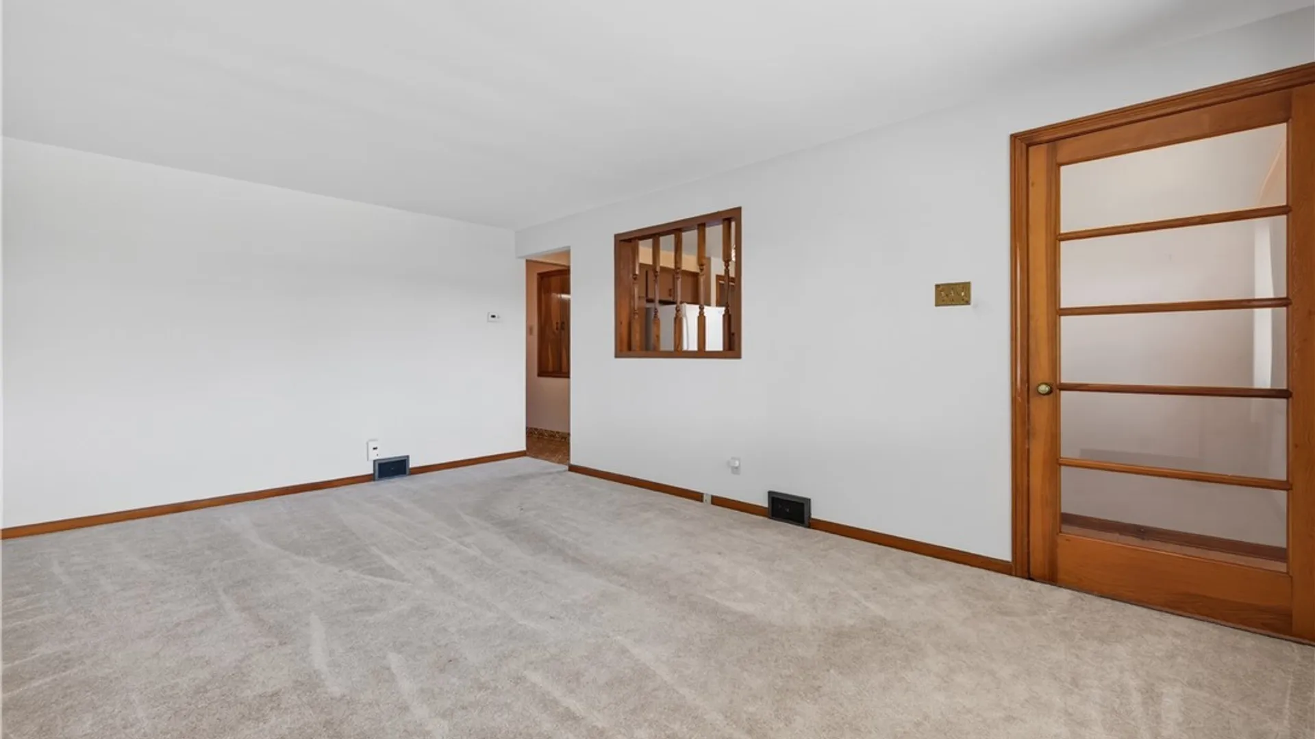 Property at 2918 Seneca Avenue, Niagara Falls, NY 14305 13