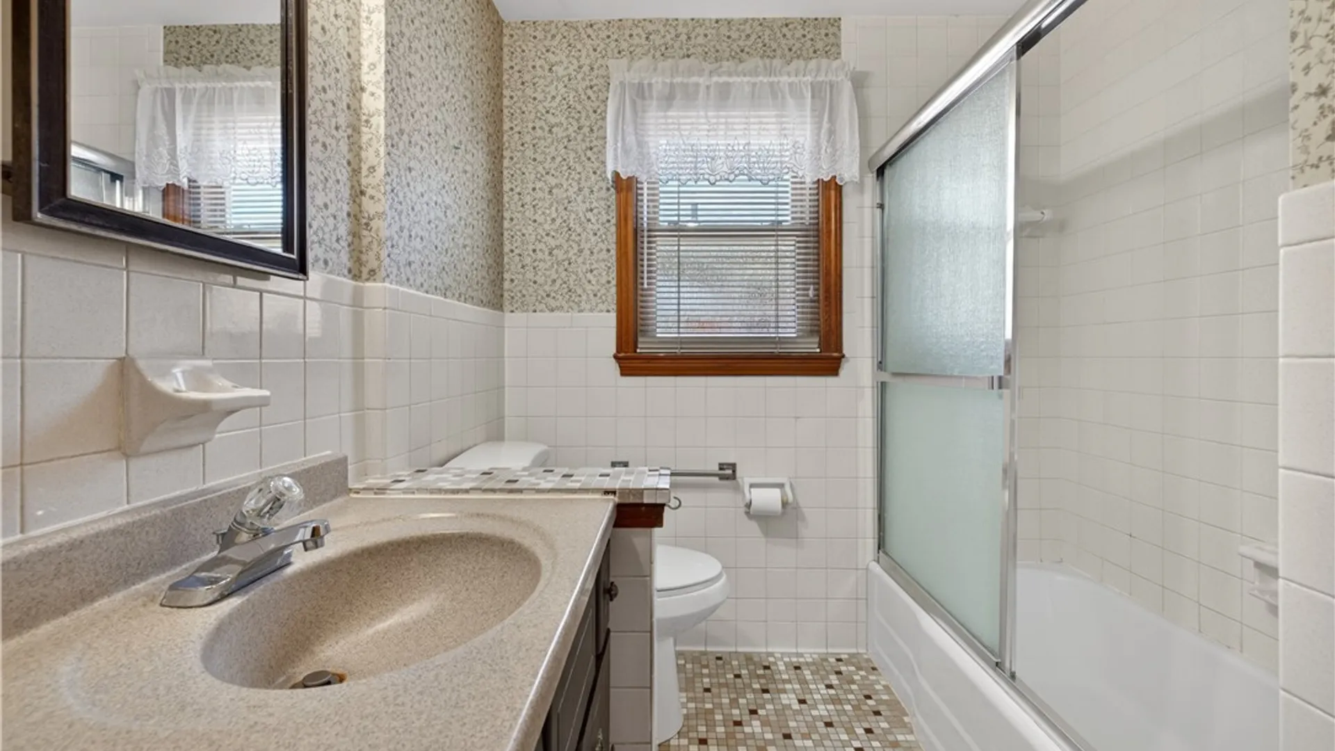 Property at 2918 Seneca Avenue, Niagara Falls, NY 14305 20