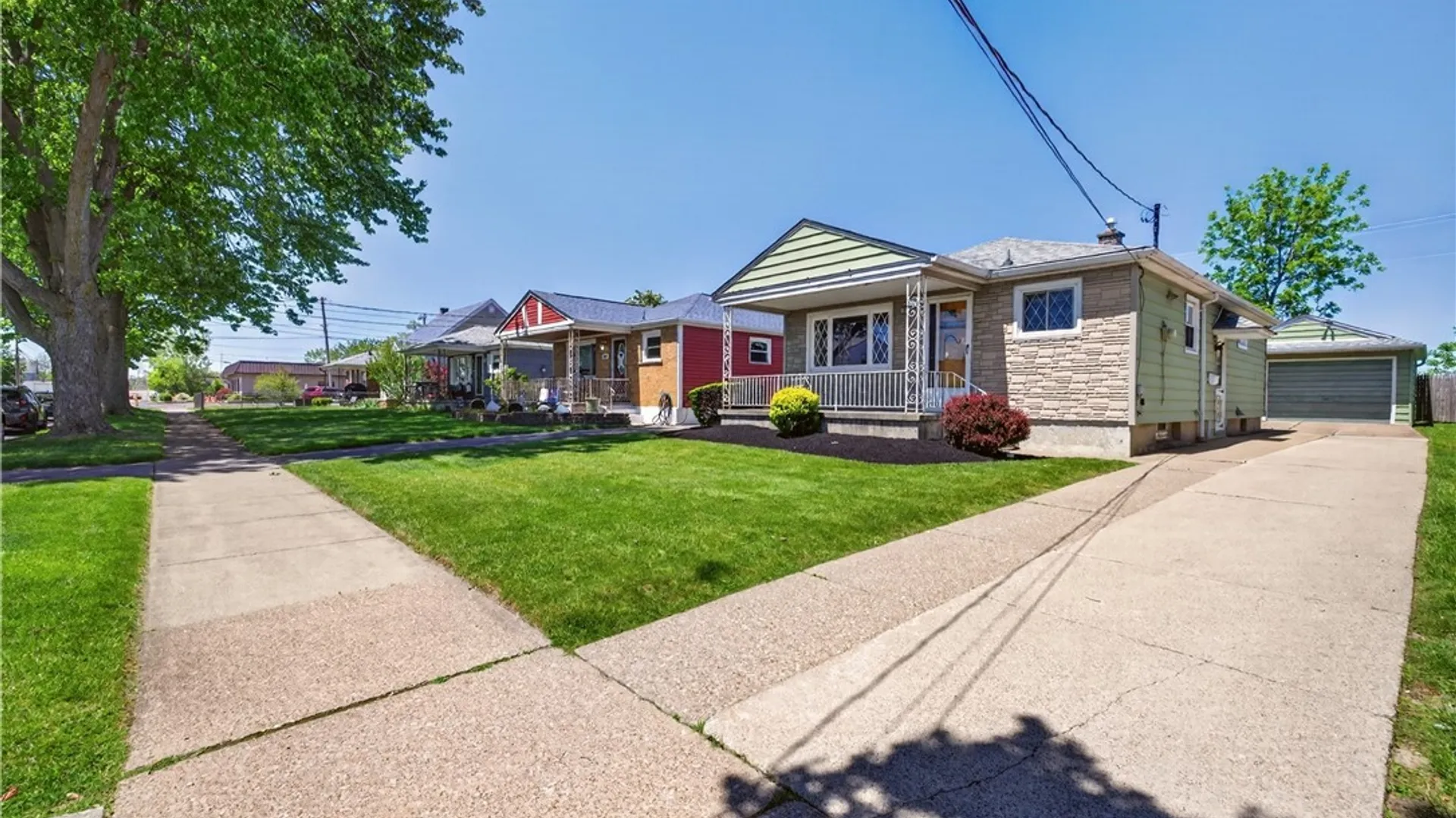 Property at 2918 Seneca Avenue, Niagara Falls, NY 14305 3