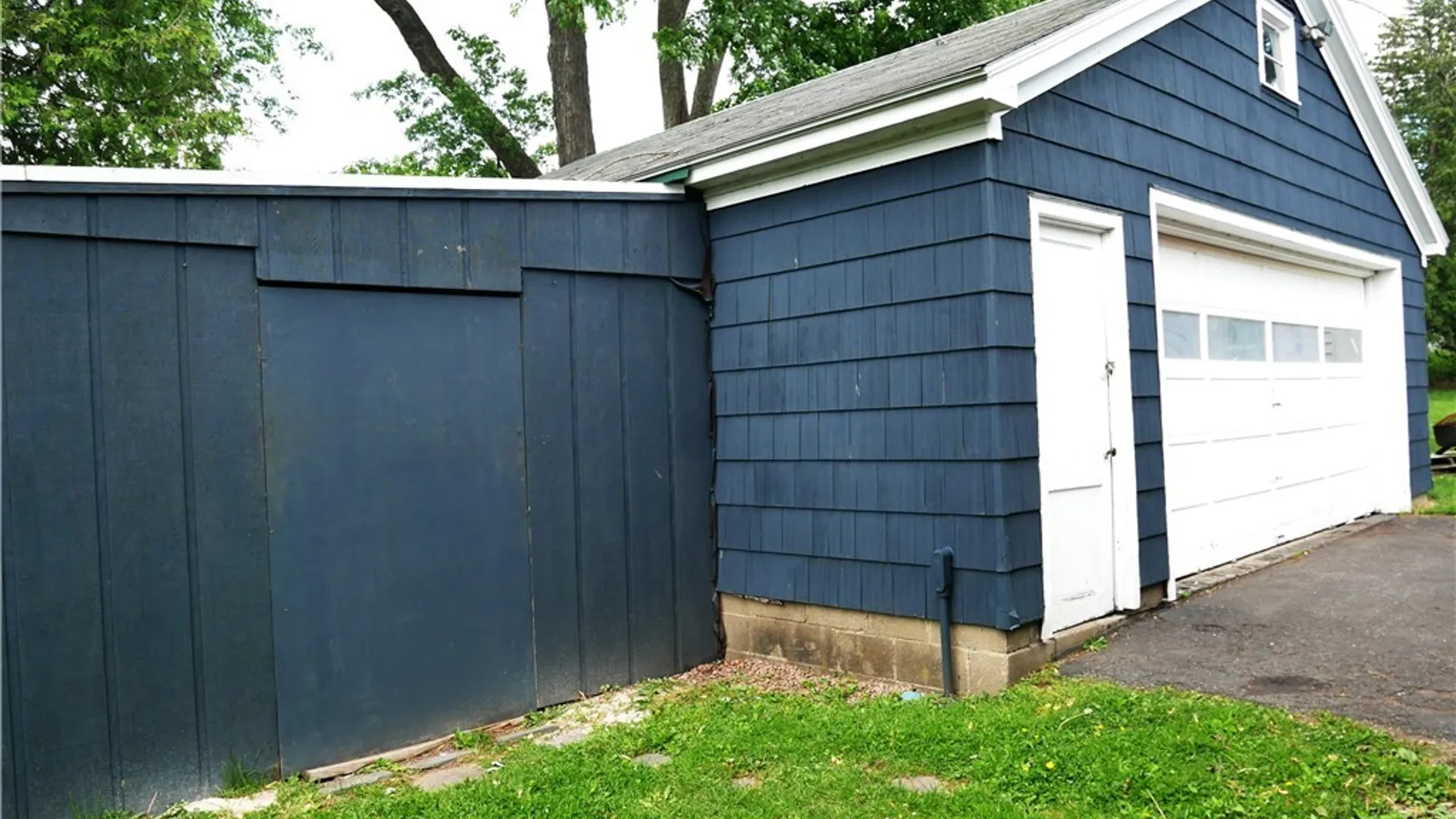 Property at 39 Young Avenue, New Hartford, NY 13417 28