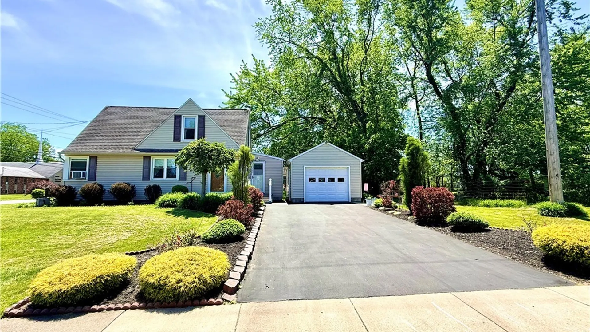 Property at 869 Central Avenue, Dunkirk, NY 14048 2