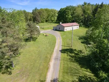 6940 N Geneva Road, Sodus, NY 14551