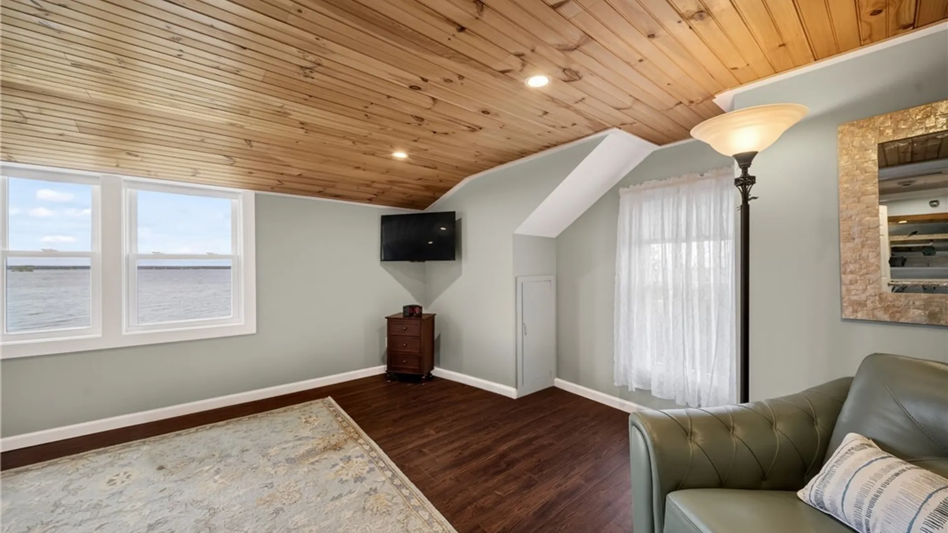 Property at 6989 Van Antwerp Dr, Cicero, NY 13039 22