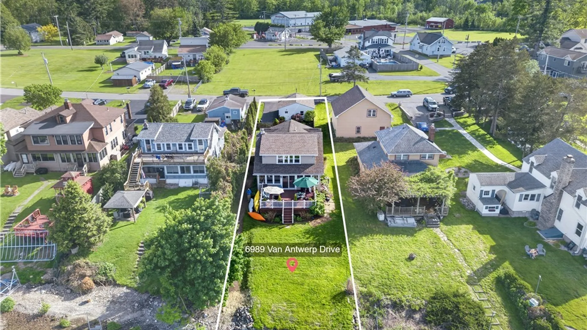 Property at 6989 Van Antwerp Dr, Cicero, NY 13039 40
