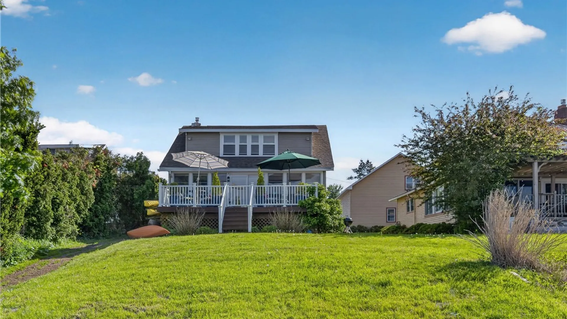 Property at 6989 Van Antwerp Dr, Cicero, NY 13039 44