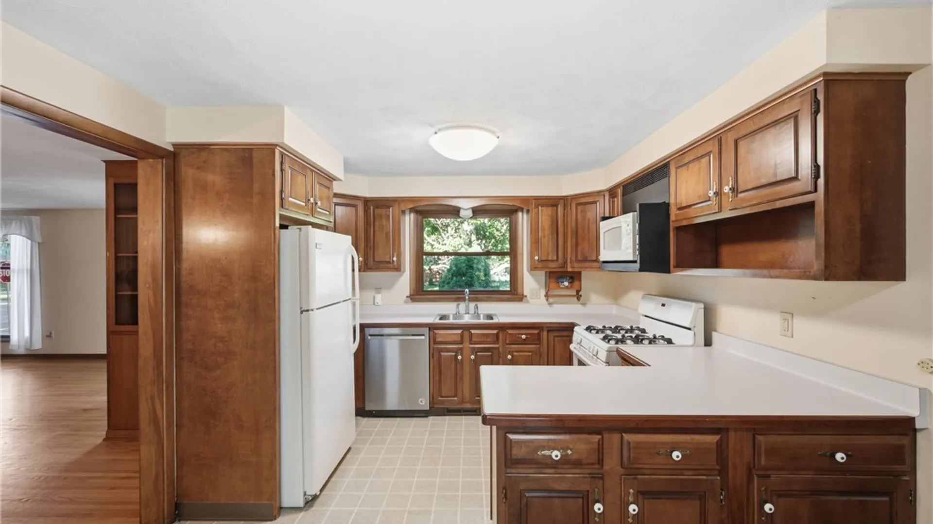 Property at 901 Park Avenue, North Tonawanda, NY 14120 20