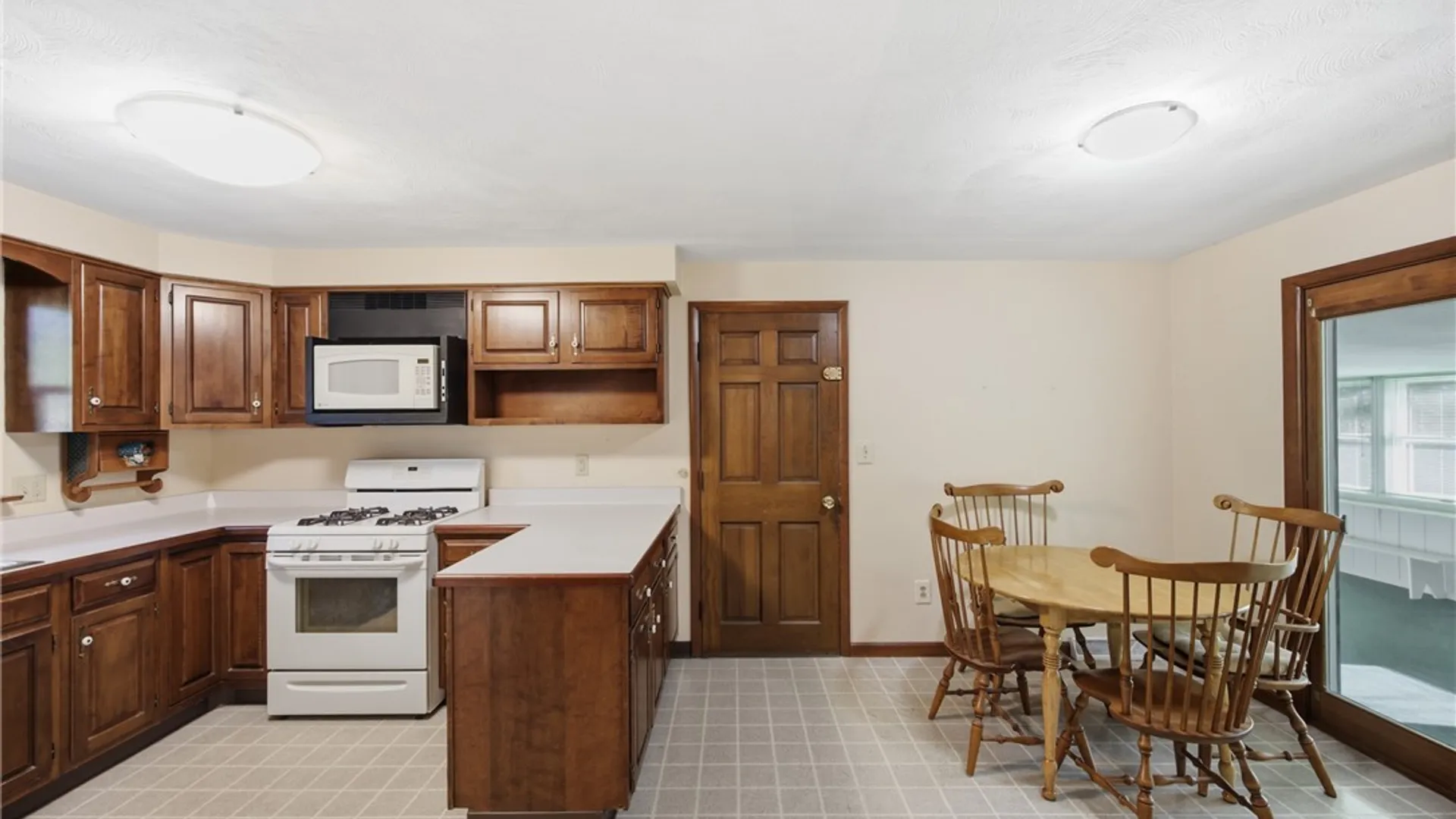 Property at 901 Park Avenue, North Tonawanda, NY 14120 21