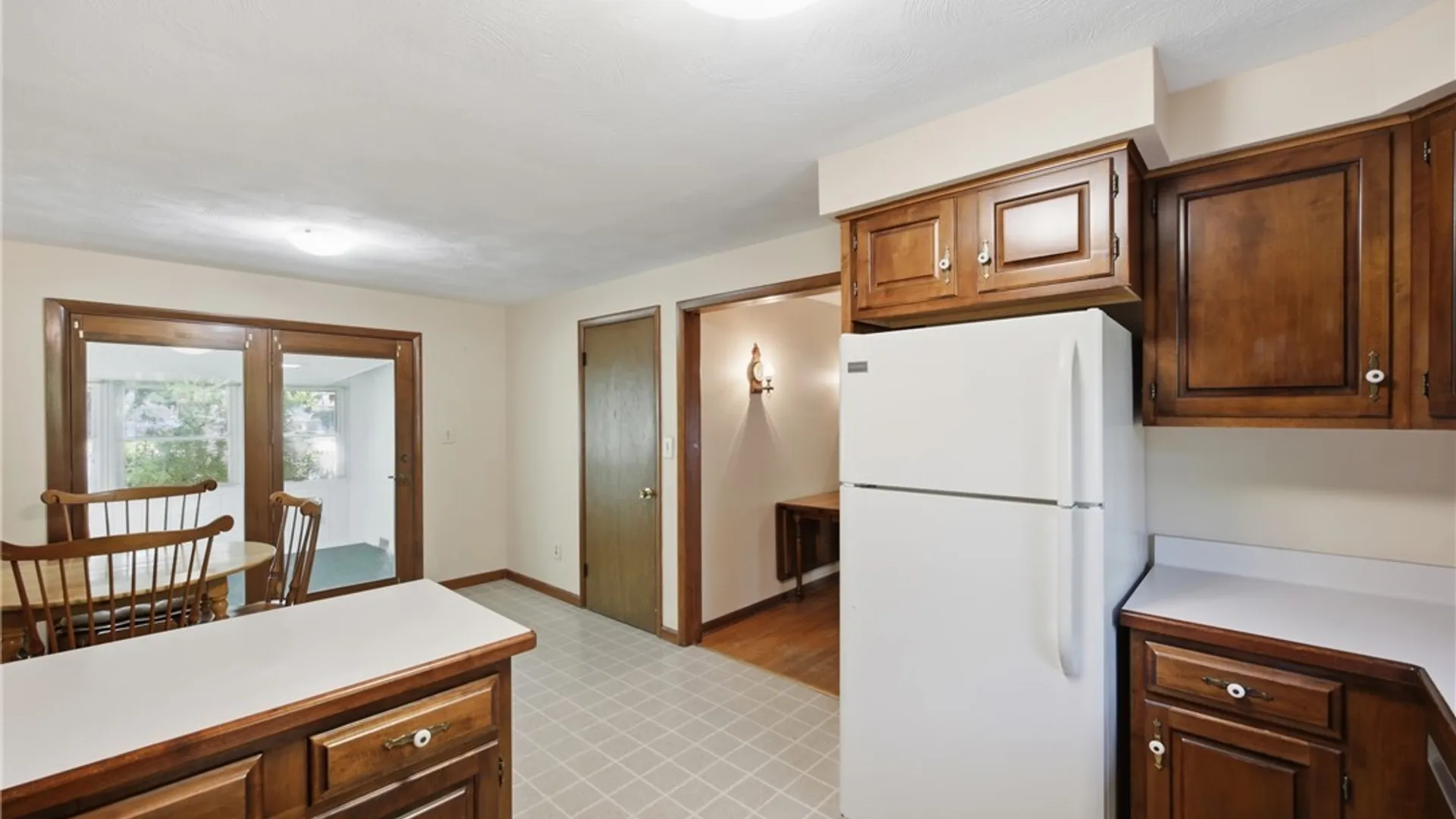 Property at 901 Park Avenue, North Tonawanda, NY 14120 24
