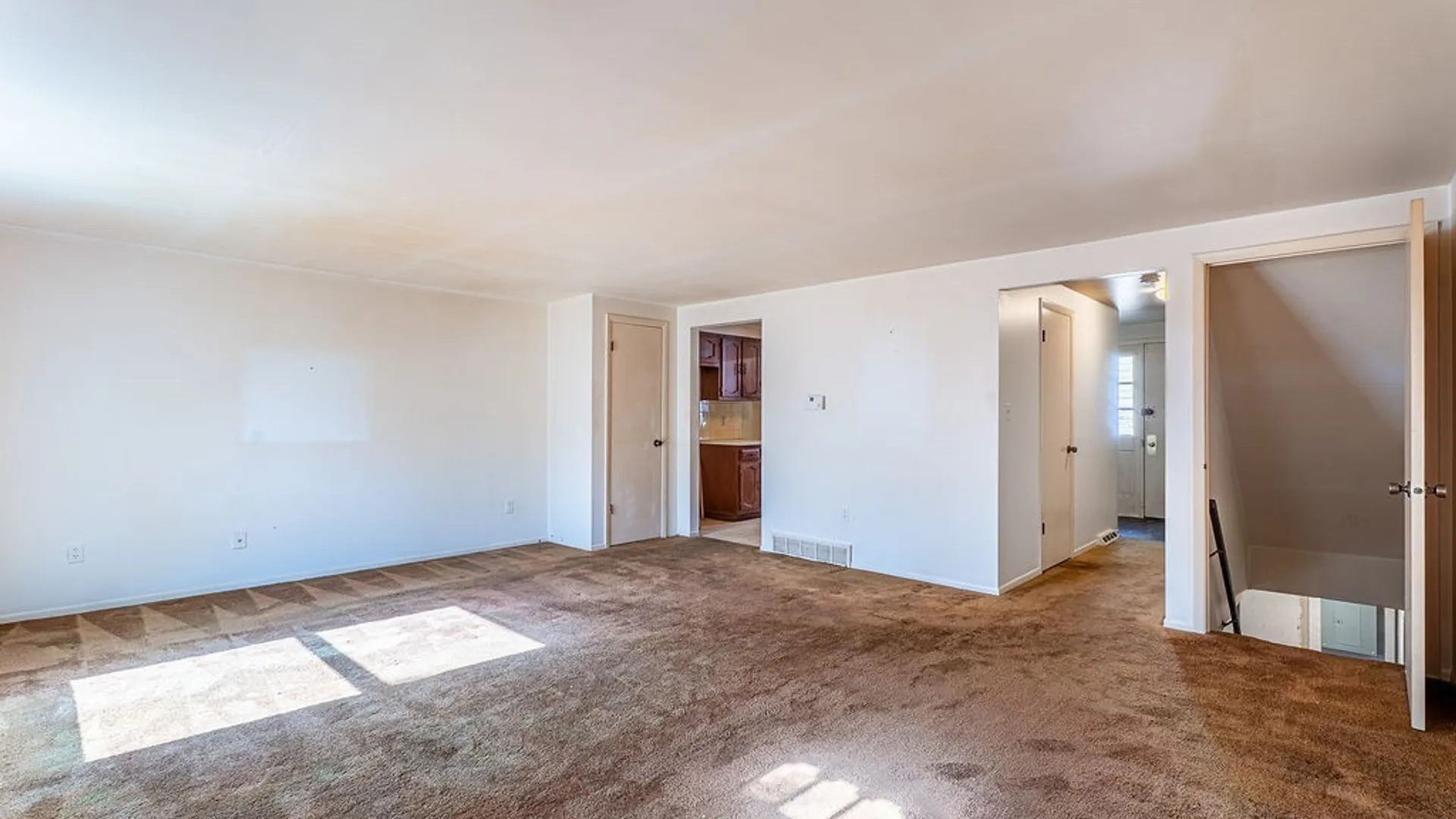 Property at 666 W Ferry Street, Buffalo, NY 14222 15