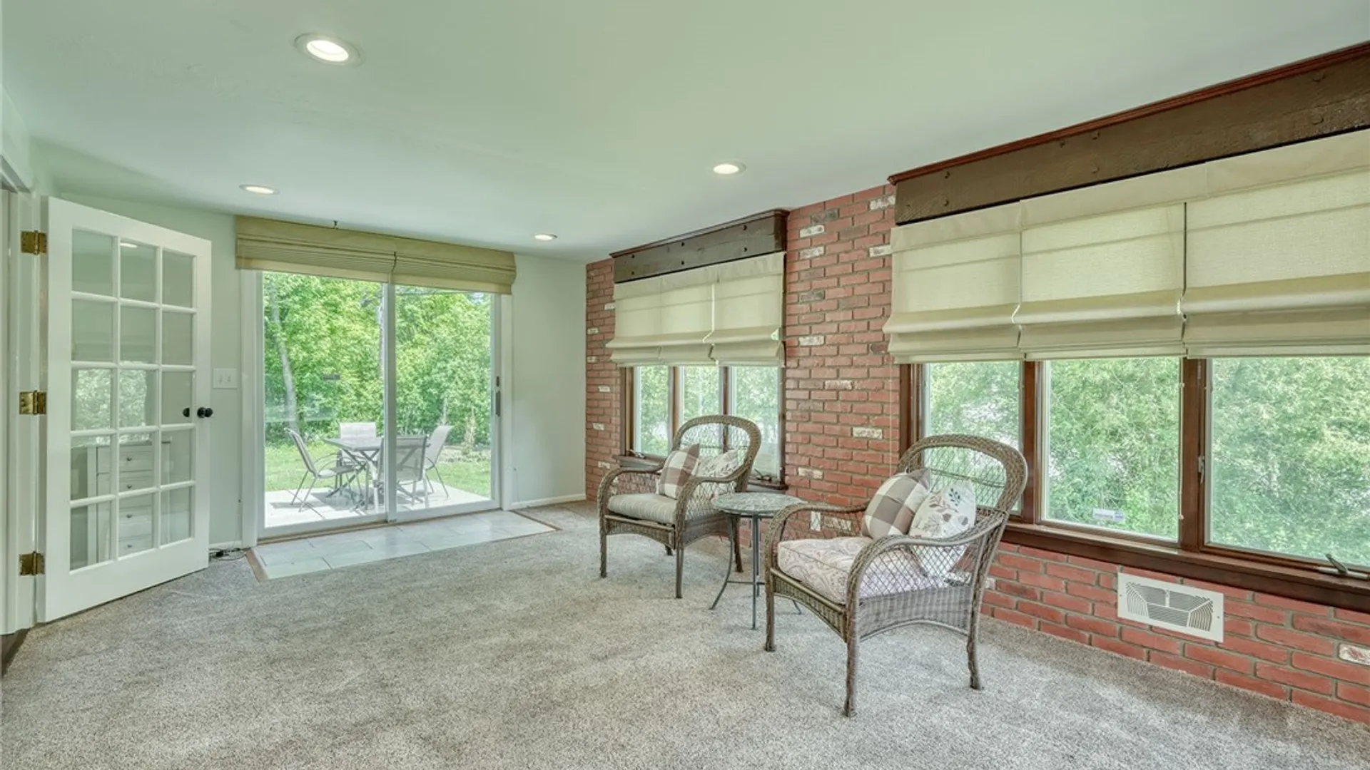 Property at 59 Beekman Place, Brighton, NY 14620 23
