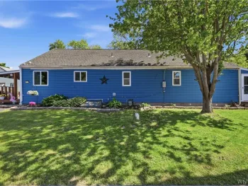 Property at 11 Thoreau Court, Tonawanda, NY 14150