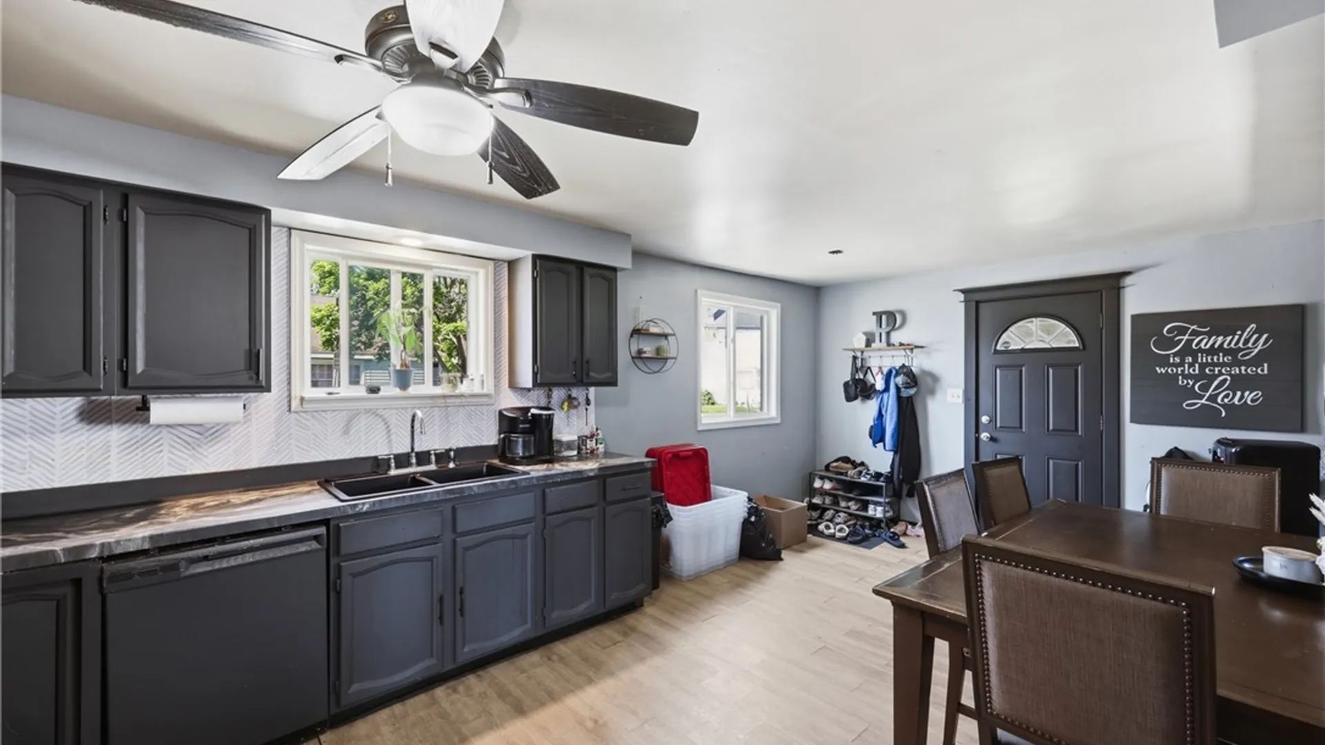 Property at 11 Thoreau Court, Tonawanda, NY 14150 5