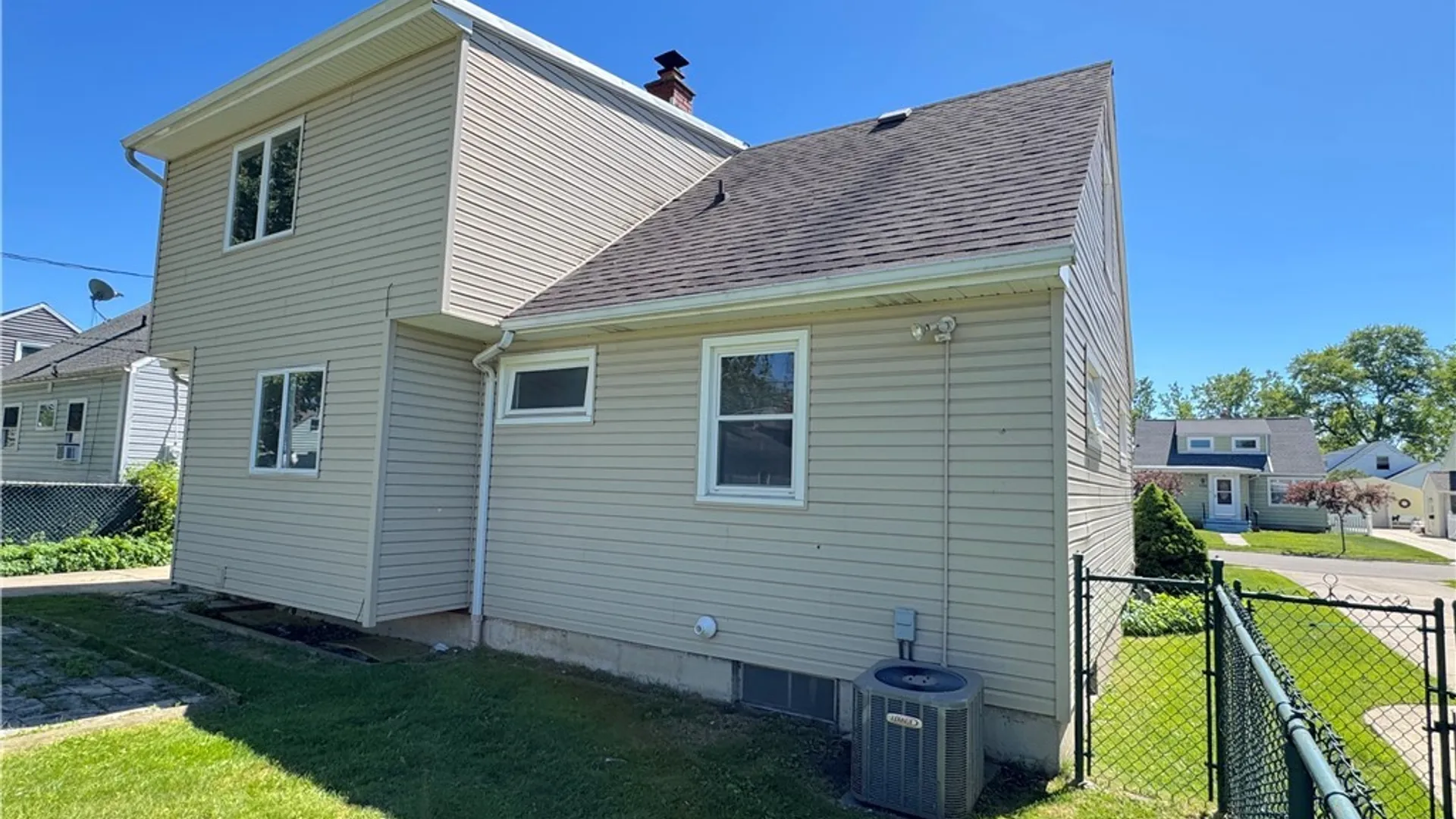 Property at 318 Forbes Avenue, Tonawanda, NY 14150 19