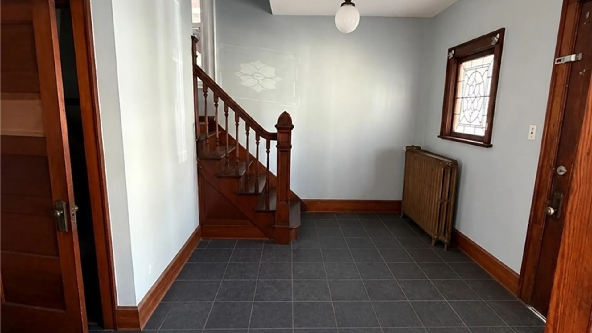 Property at 1080 West Avenue, Buffalo, NY 14213 4