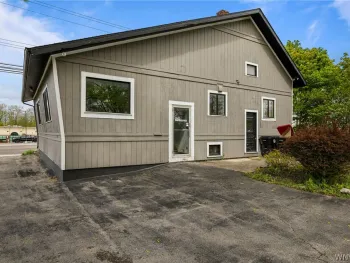 6351 Transit Road, Lancaster, NY 14043