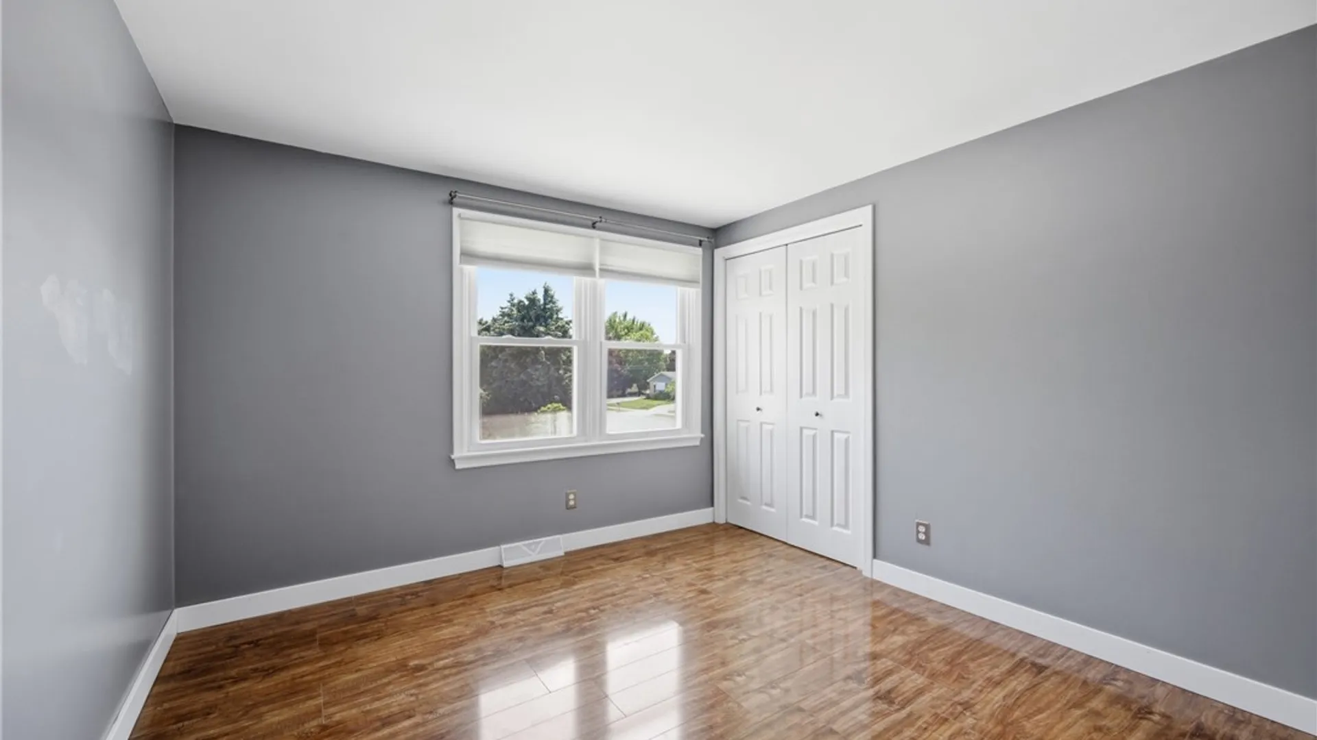 Property at 567 Borden Road, Cheektowaga, NY 14227 21
