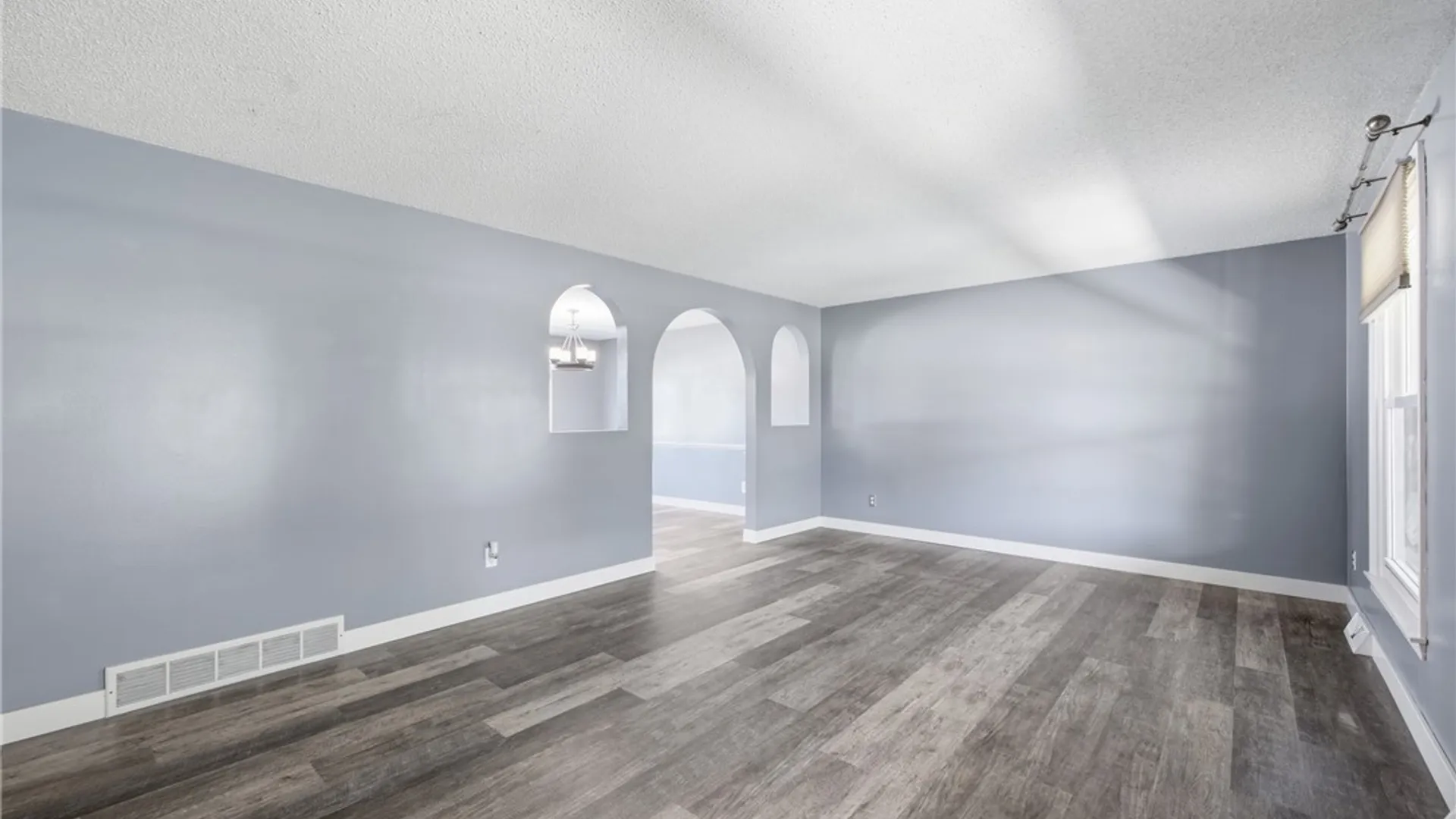 Property at 567 Borden Road, Cheektowaga, NY 14227 24