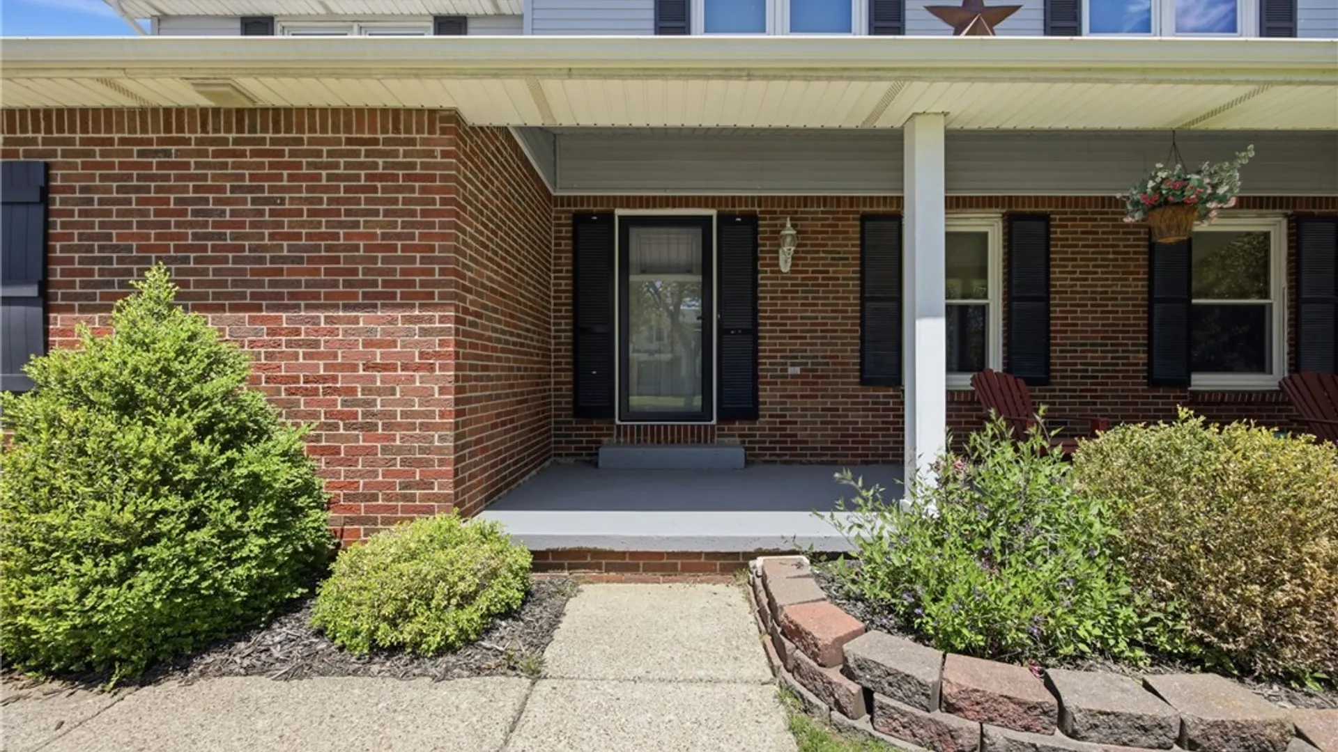 Property at 567 Borden Road, Cheektowaga, NY 14227 6