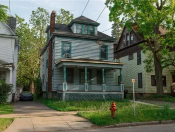 114 Victoria Place, Syracuse, NY 13210
