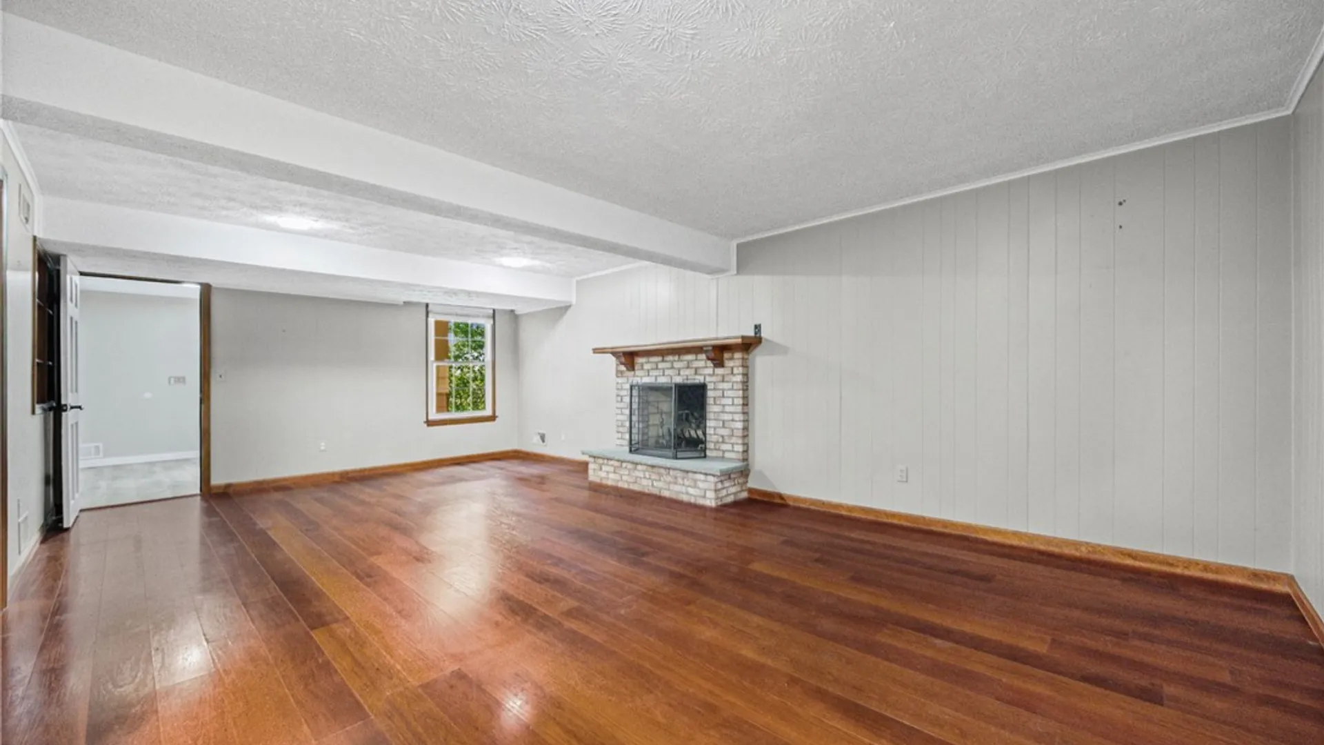 Property at 28 Beacon HI, Perinton, NY 14450 29