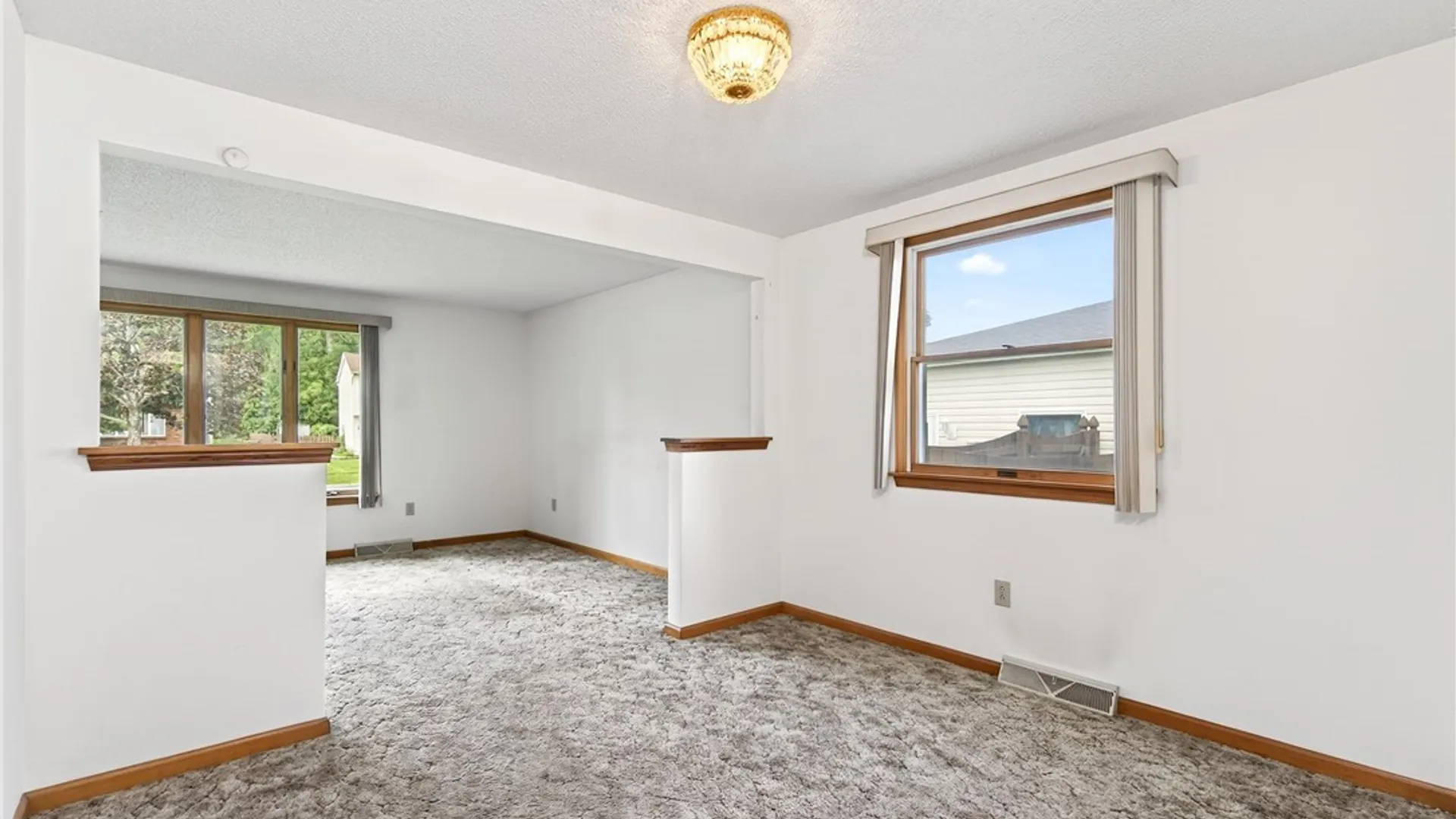 Property at 144 Hillpine Road, Cheektowaga, NY 14227 11