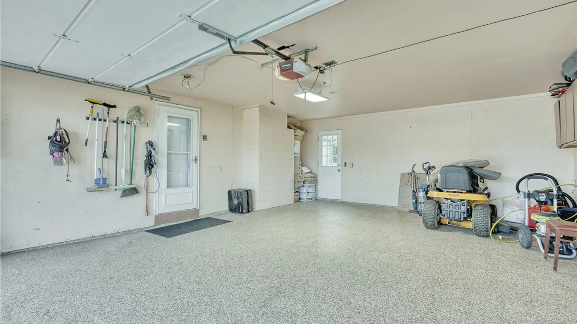 Property at 27 Center Crossing Crossing, Perinton, NY 14450 44