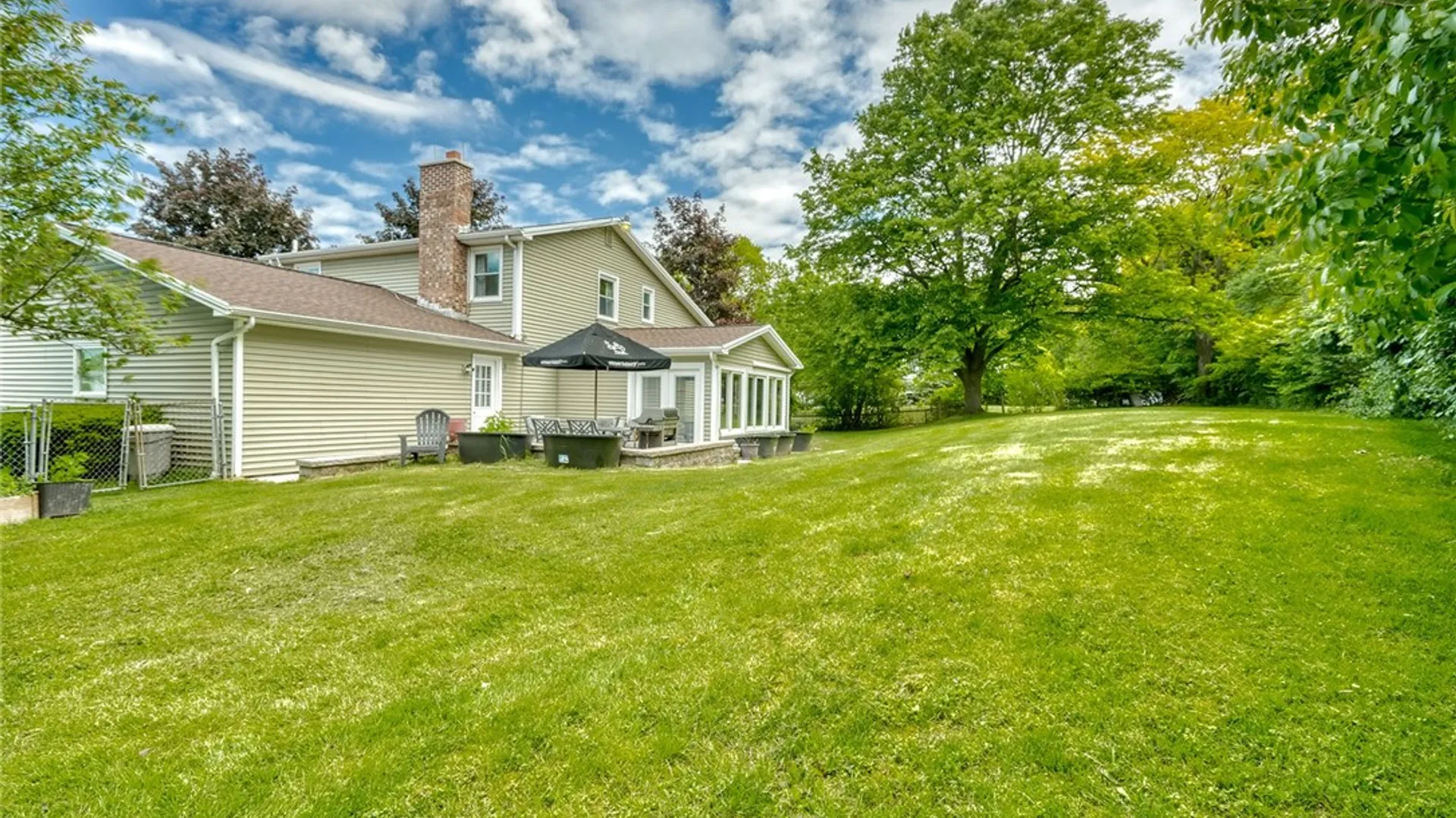 Property at 27 Center Crossing Crossing, Perinton, NY 14450 47