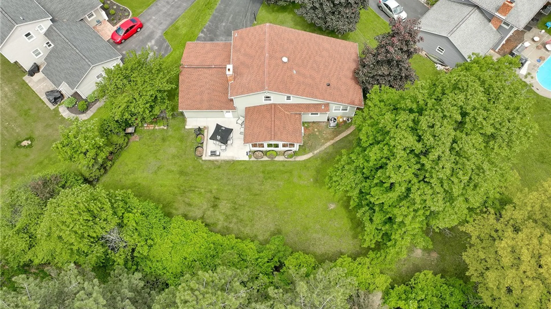 Property at 27 Center Crossing Crossing, Perinton, NY 14450 6