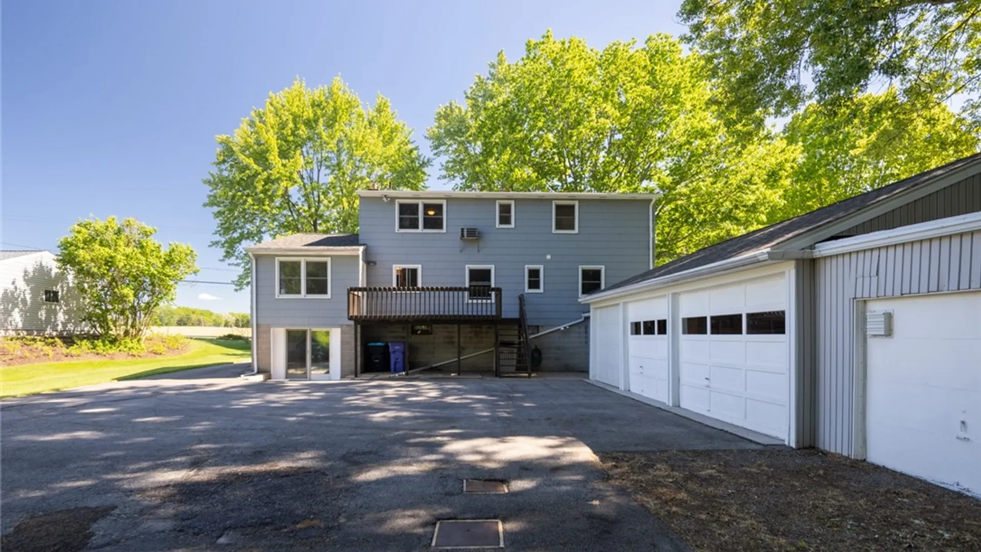 Property at 962 Martin Road, Henrietta, NY 14586 2
