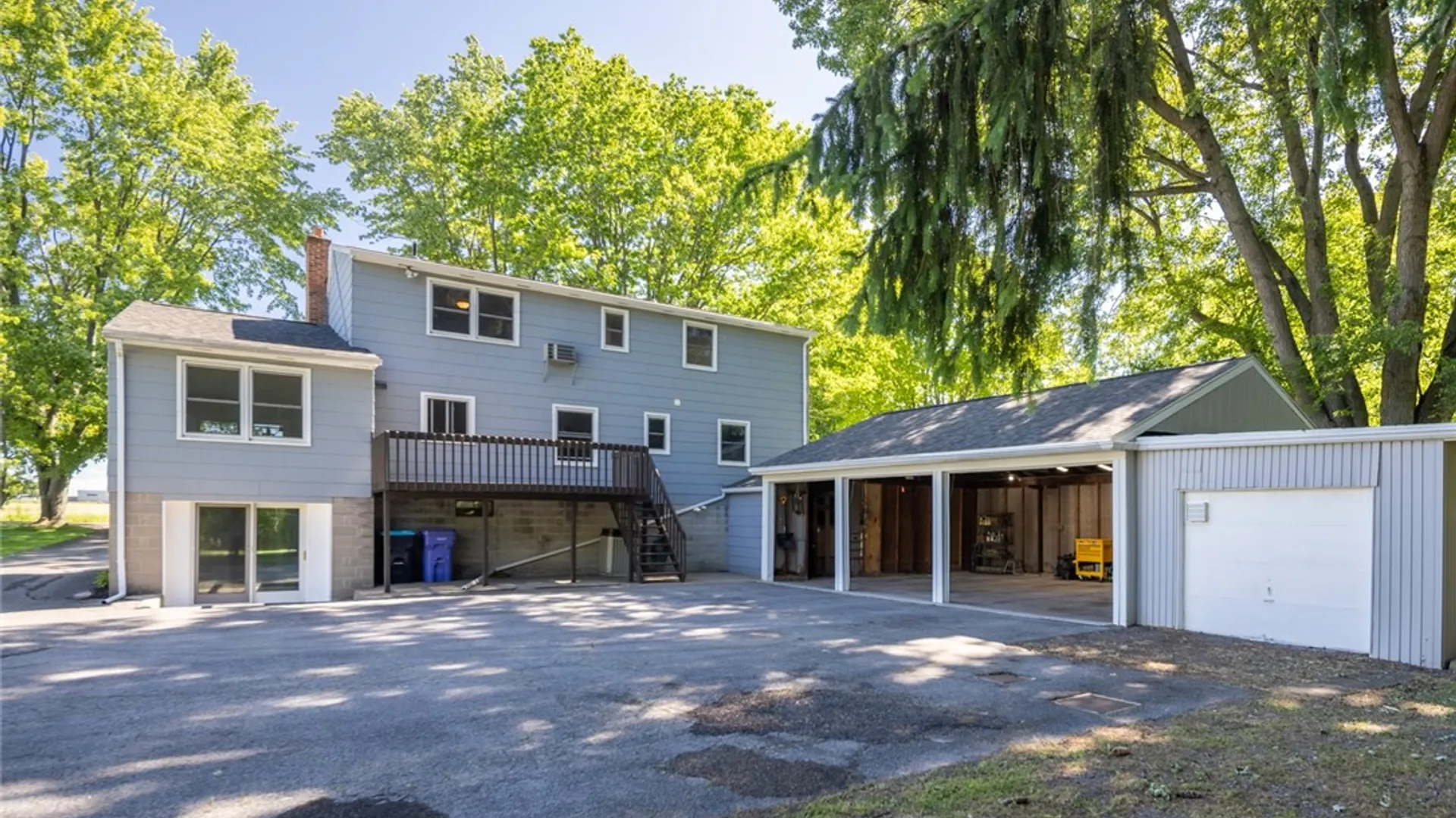 Property at 962 Martin Road, Henrietta, NY 14586 44
