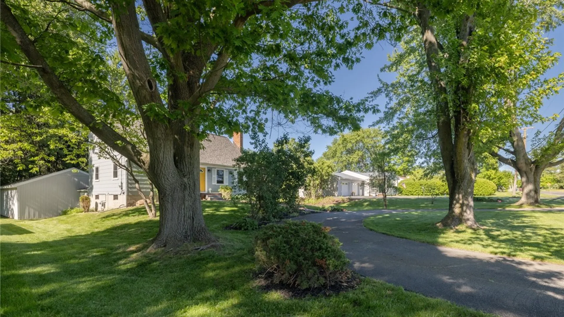 Property at 962 Martin Road, Henrietta, NY 14586 49