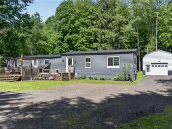 Property at 15311 State Route 104, Sterling, NY 13111