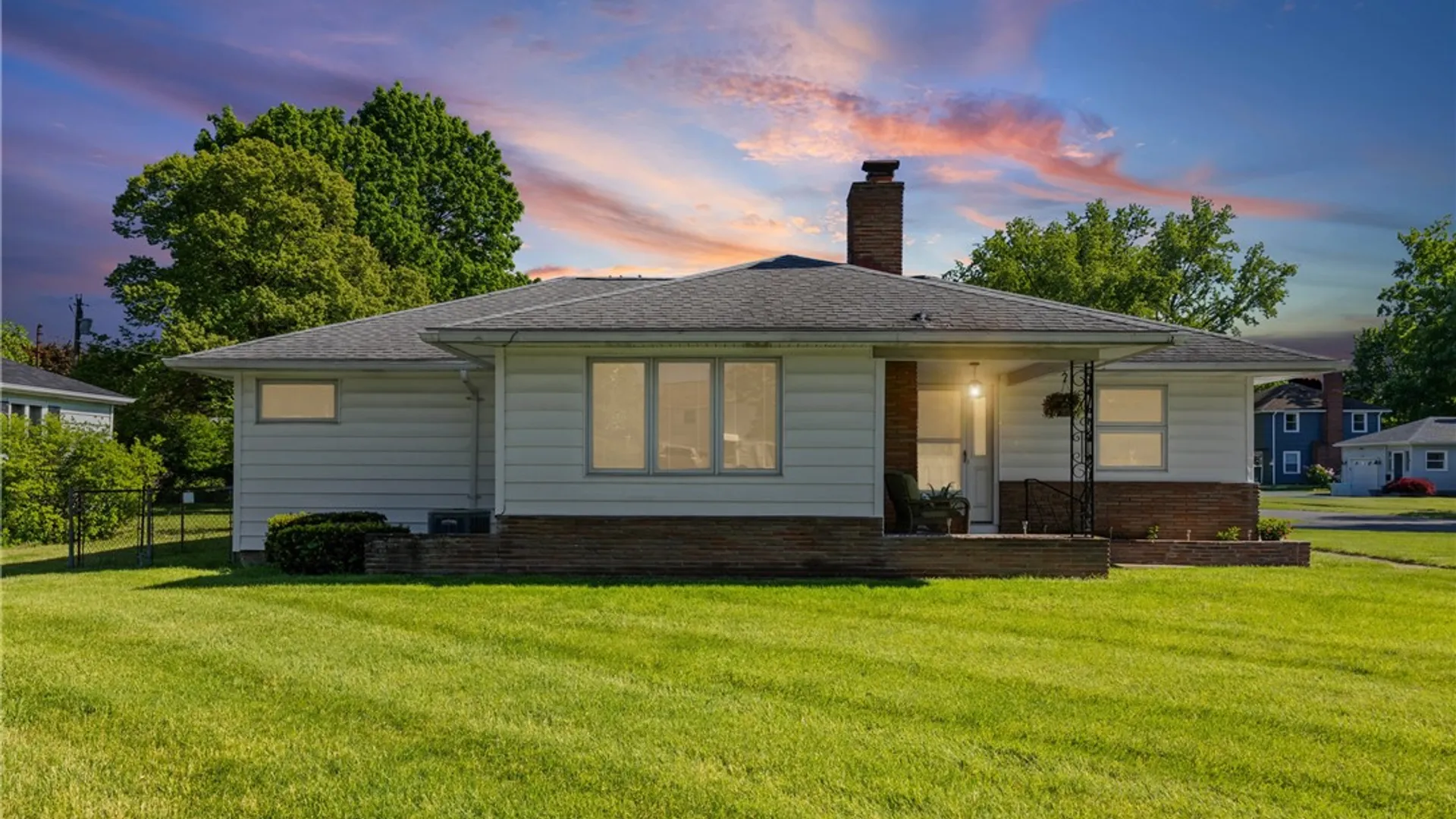 Property at 400 Noridge Dr, Irondequoit, NY 14622 2