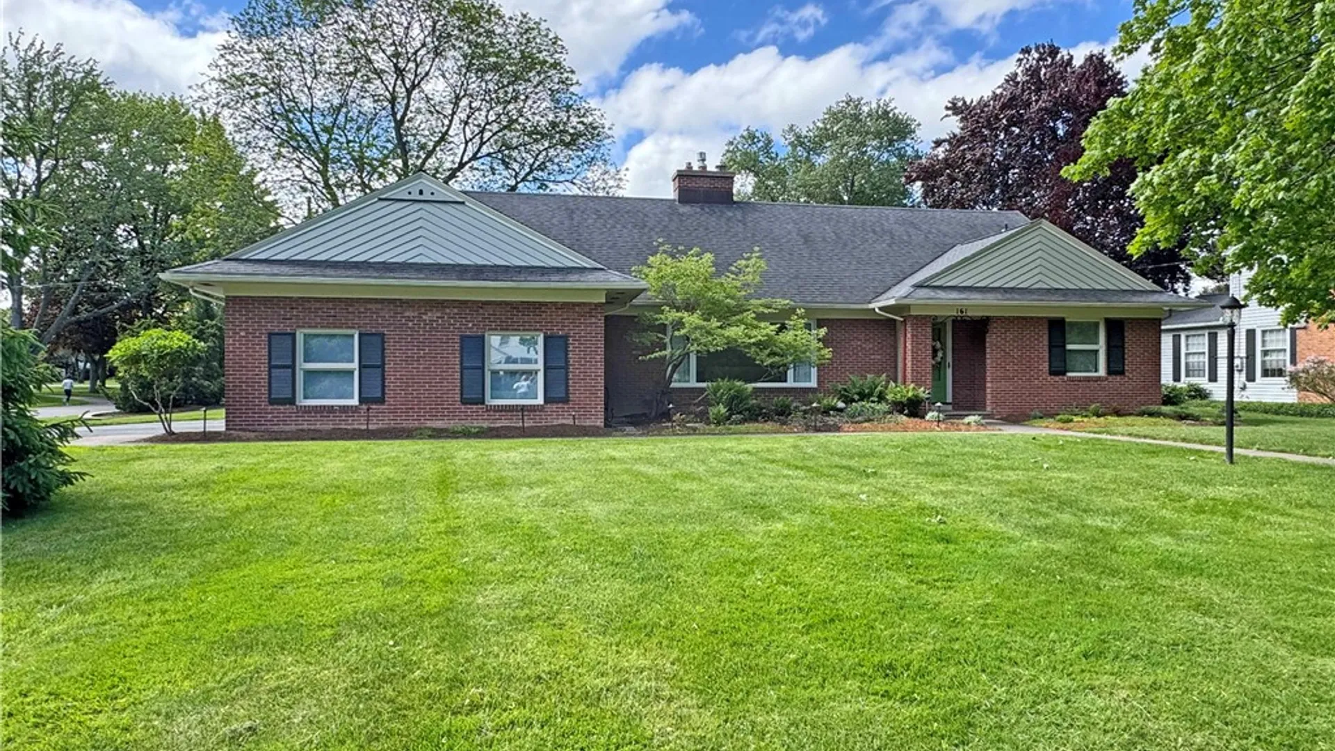 Property at 161 Danbury Circle, Brighton, NY 14618 2