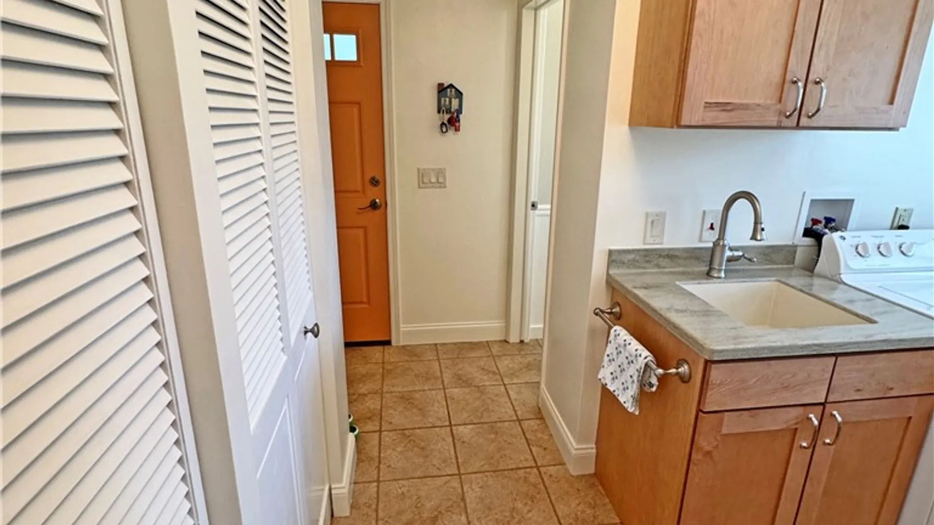 Property at 161 Danbury Circle, Brighton, NY 14618 21