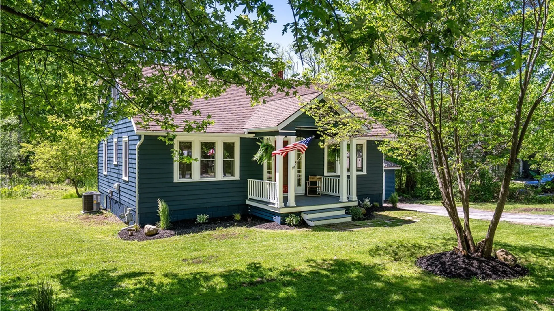Property at 4076 N Freeman Road, Orchard Park, NY 14127 4
